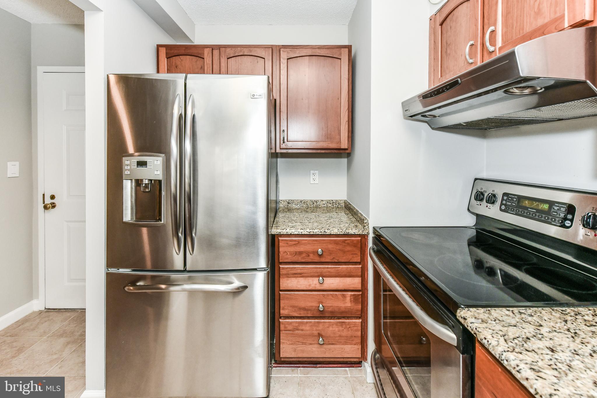 900 N STAFFORD STREET 1612