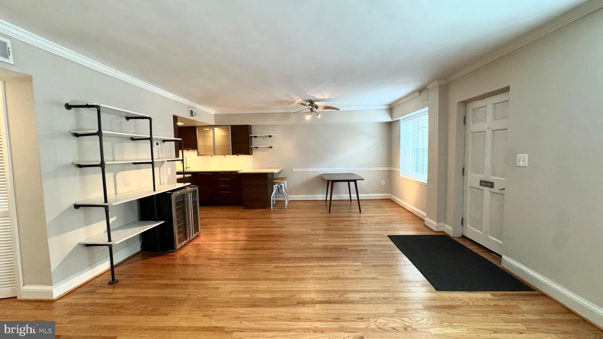 523 8TH STREET NE T-1