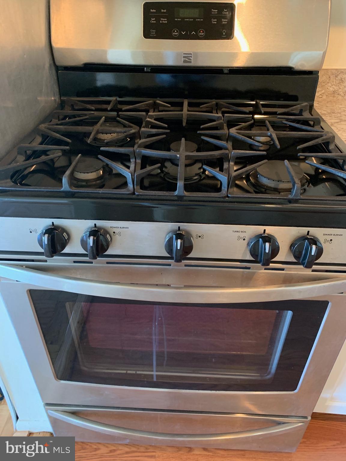 AMERICANA FINMARK - Residential Lease