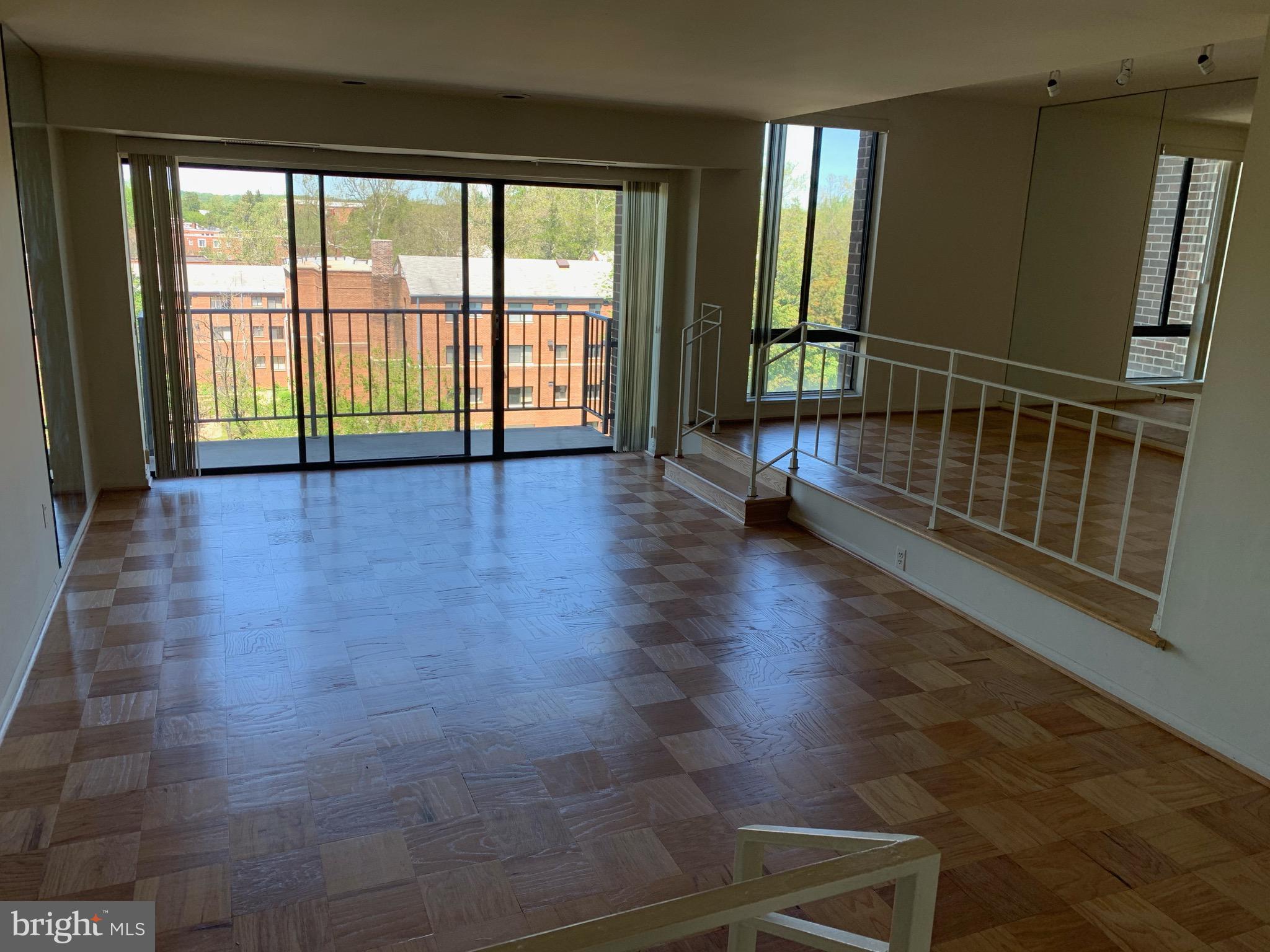 AMERICANA FINMARK - Residential Lease