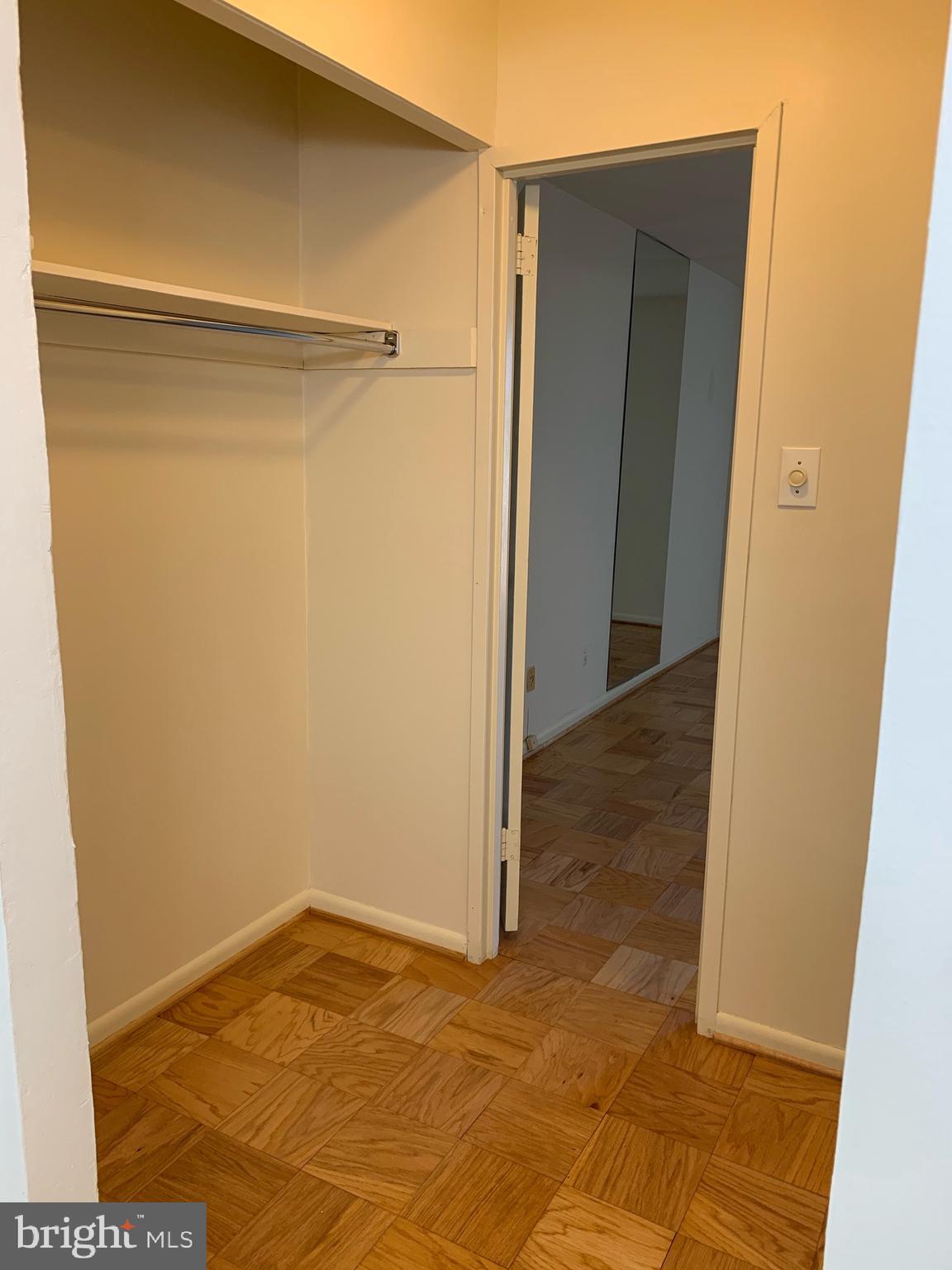 AMERICANA FINMARK - Residential Lease