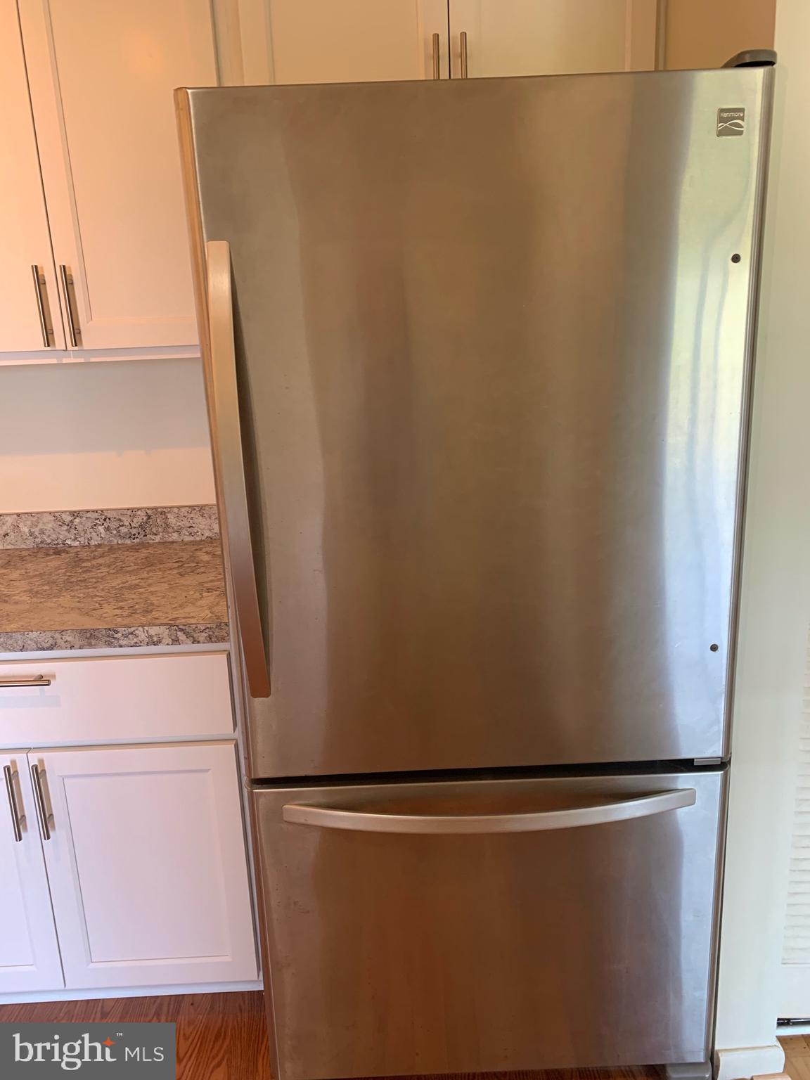 AMERICANA FINMARK - Residential Lease