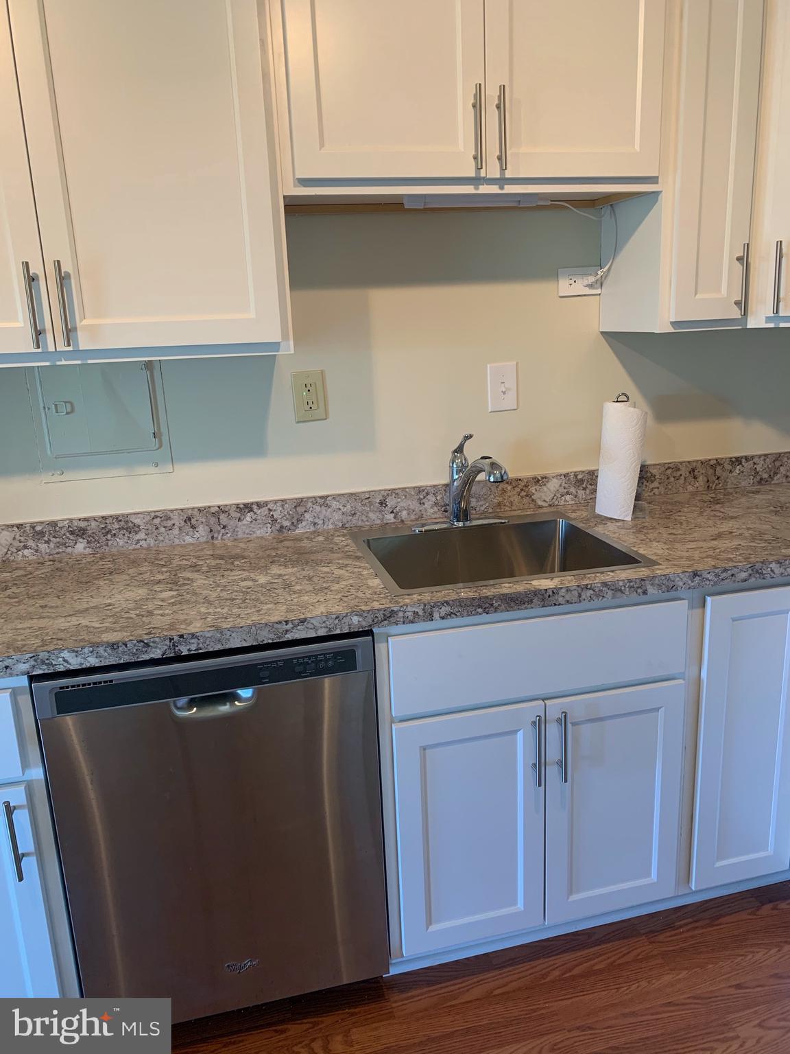 AMERICANA FINMARK - Residential Lease