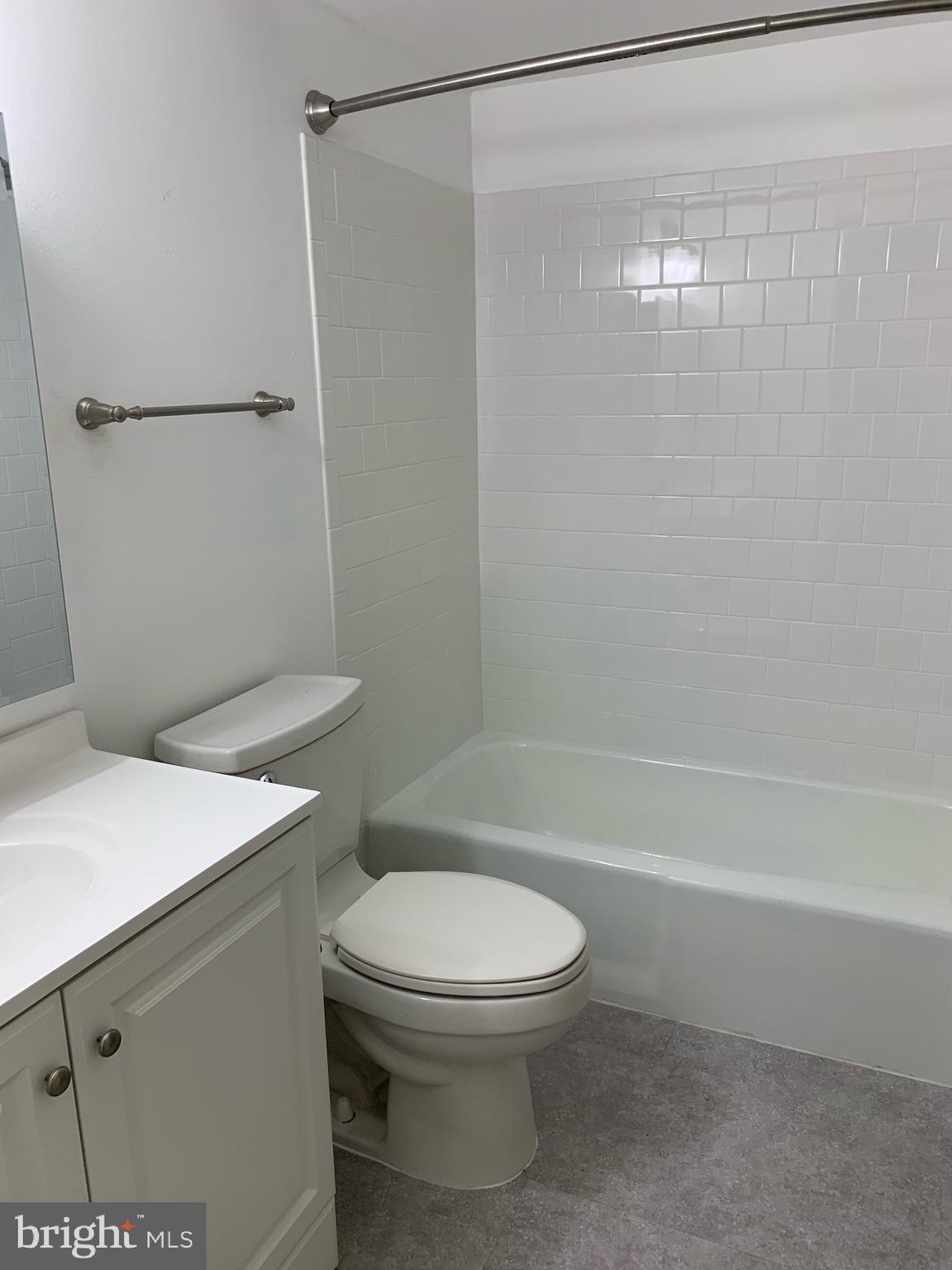 AMERICANA FINMARK - Residential Lease