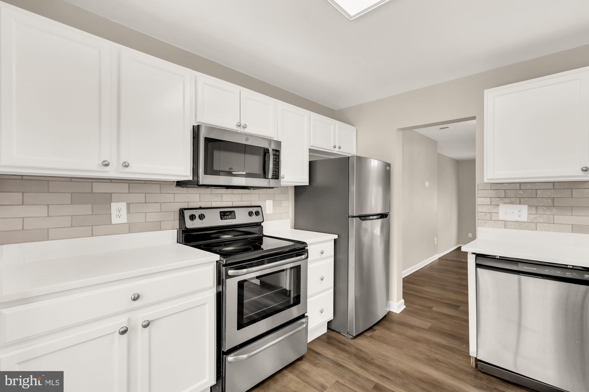 WOODMARK OF LAKE RIDGE - Residential