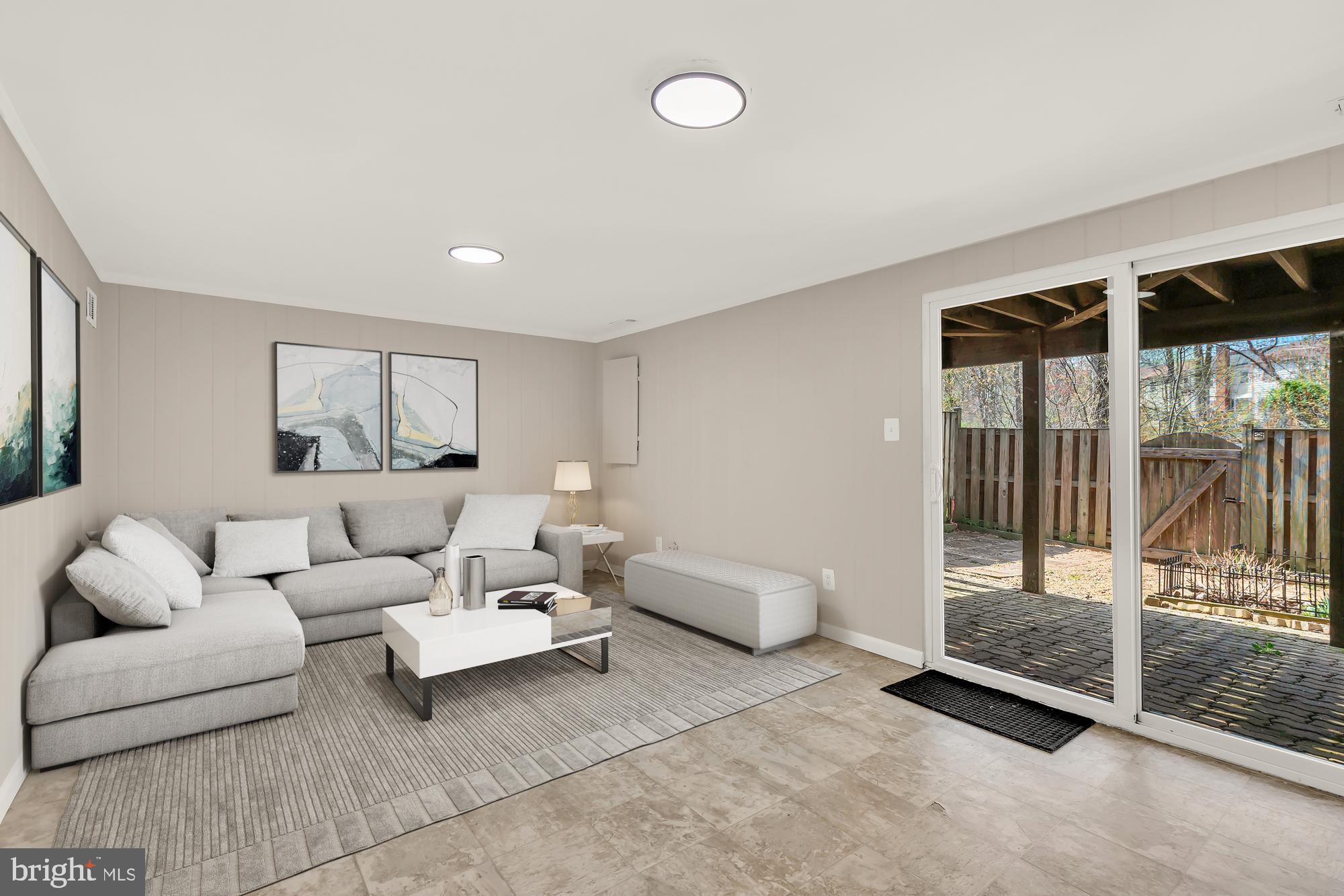 WOODMARK OF LAKE RIDGE - Residential