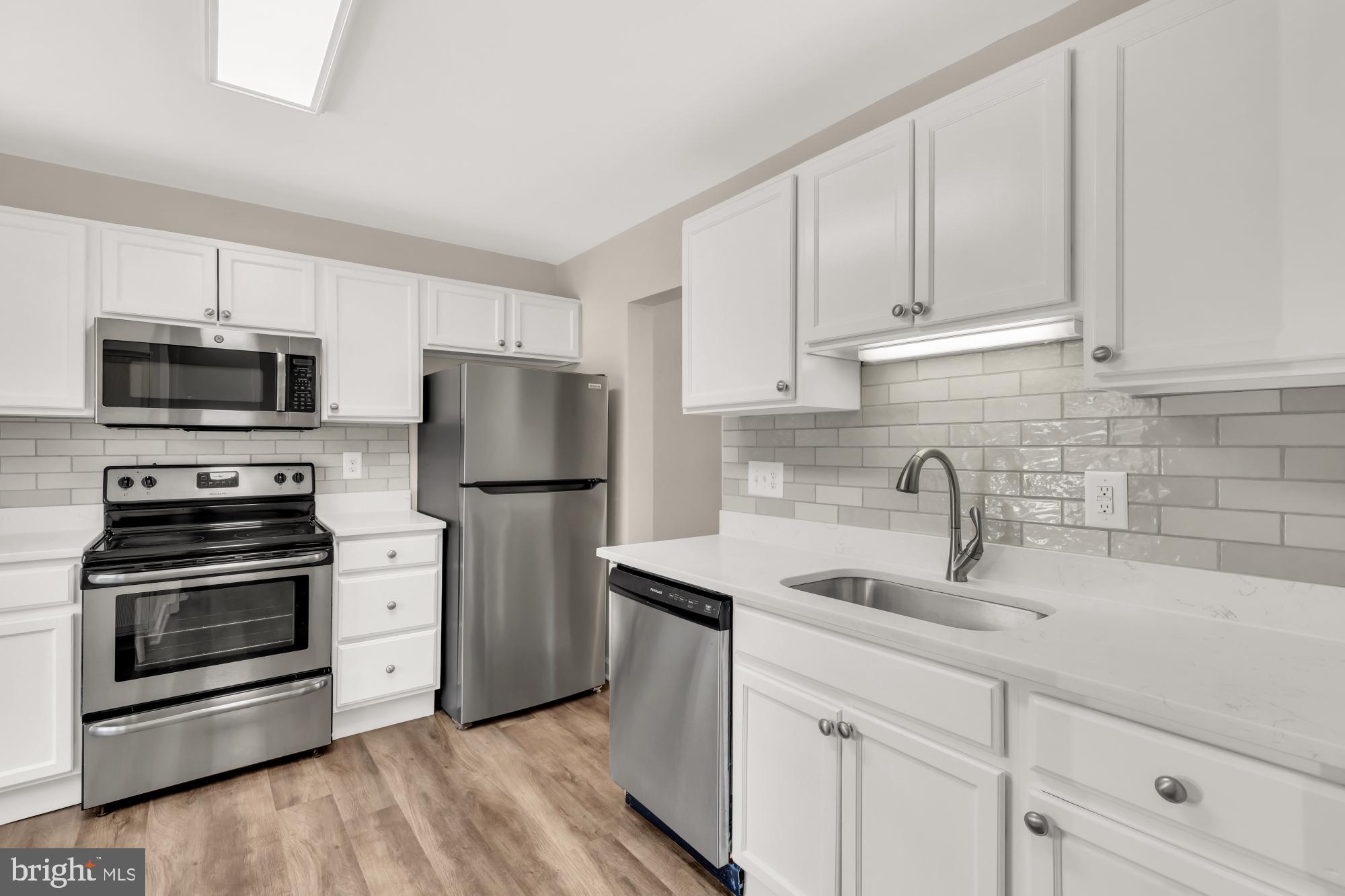 WOODMARK OF LAKE RIDGE - Residential