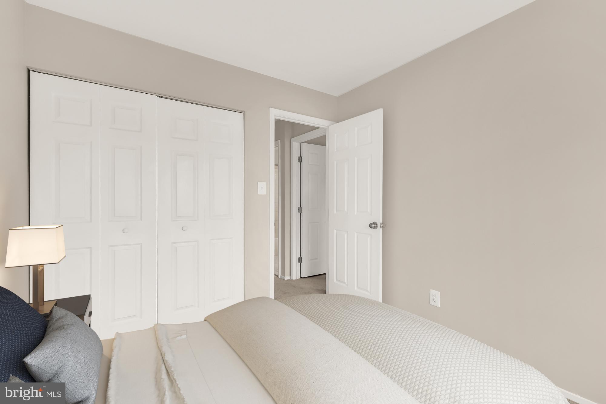 WOODMARK OF LAKE RIDGE - Residential