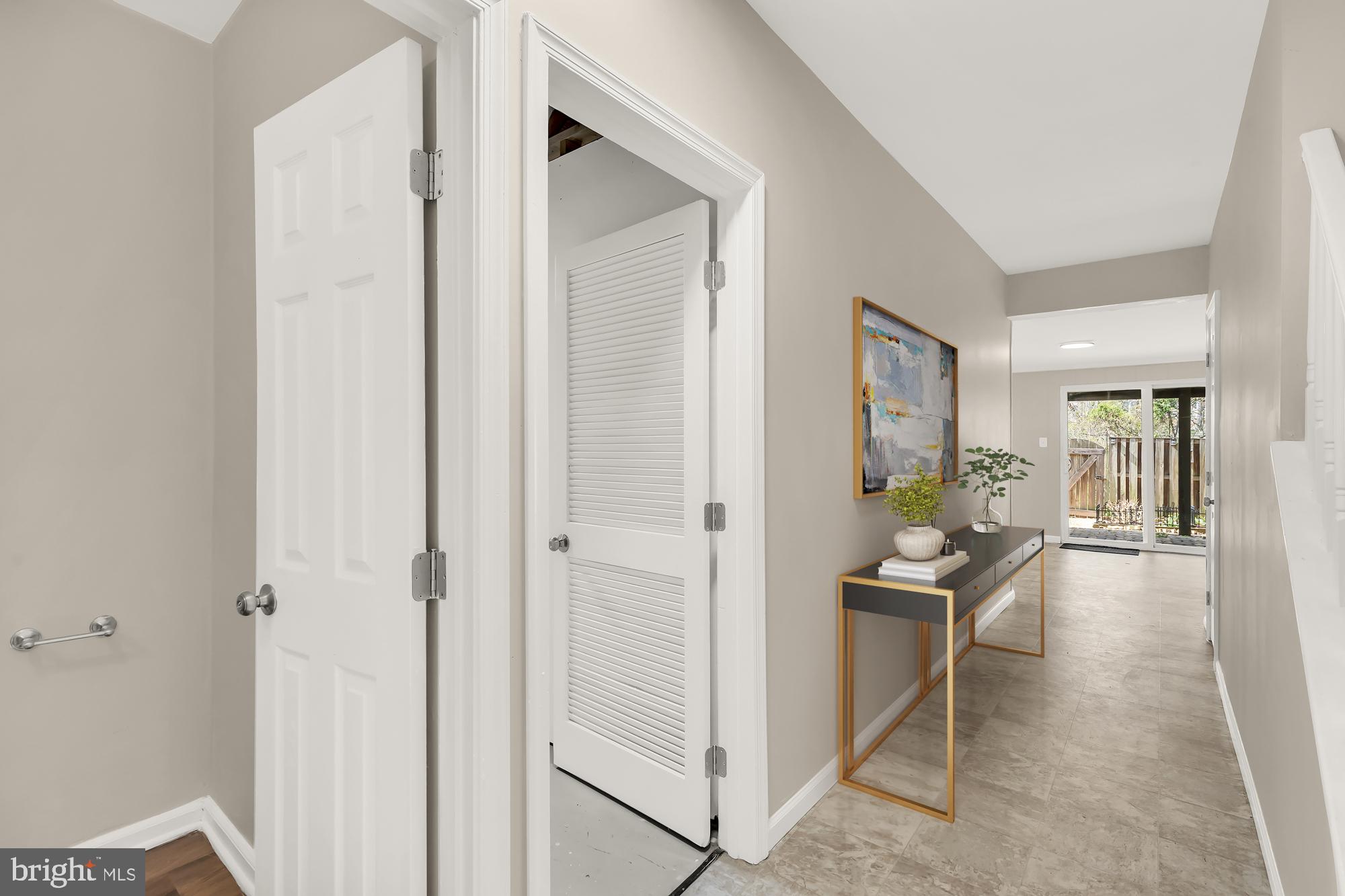 WOODMARK OF LAKE RIDGE - Residential