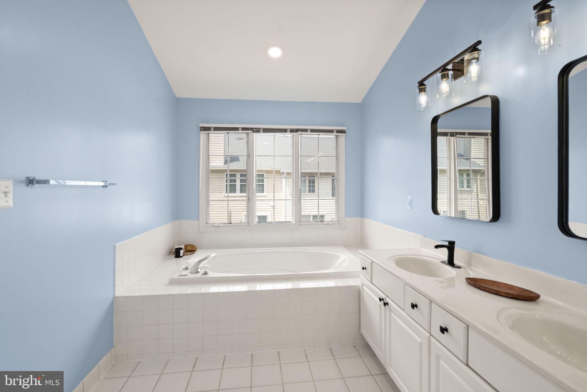 POTTERS GLEN - Residential