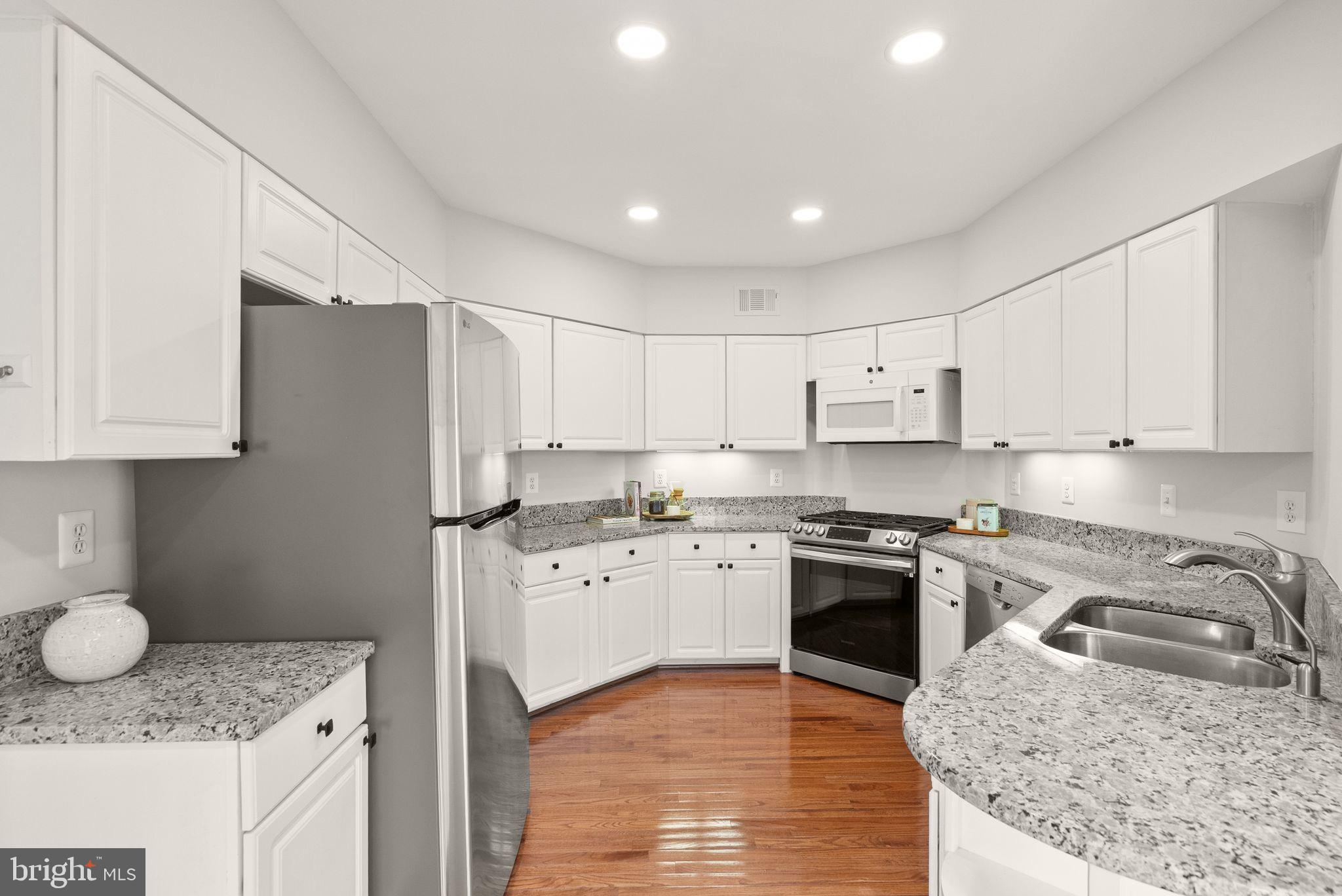 POTTERS GLEN - Residential