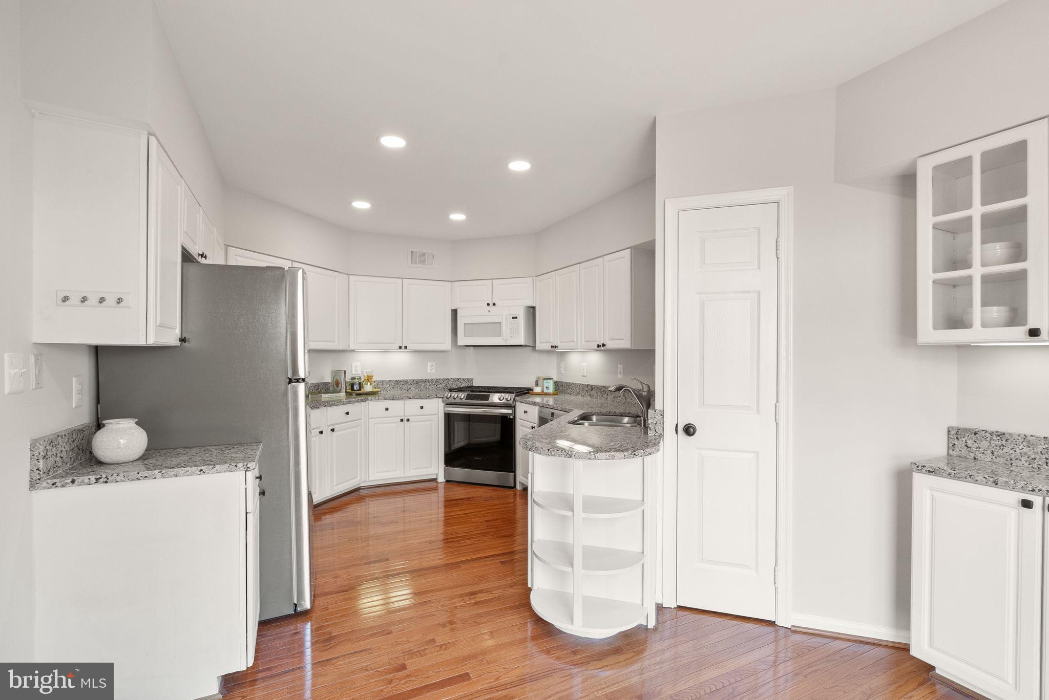 POTTERS GLEN - Residential