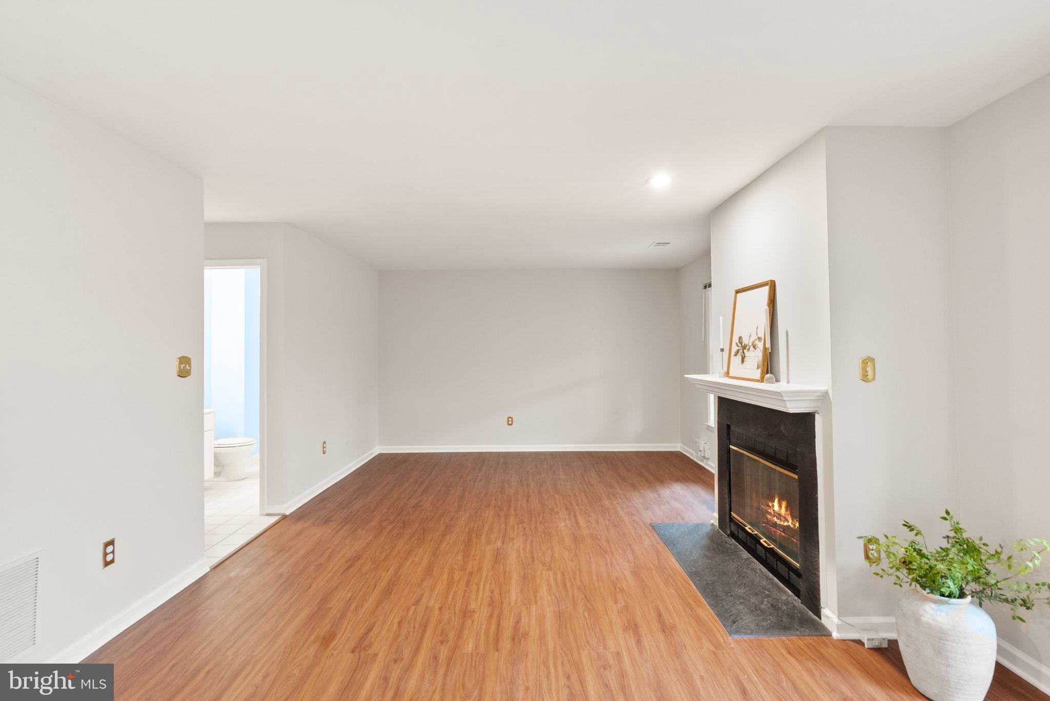 POTTERS GLEN - Residential