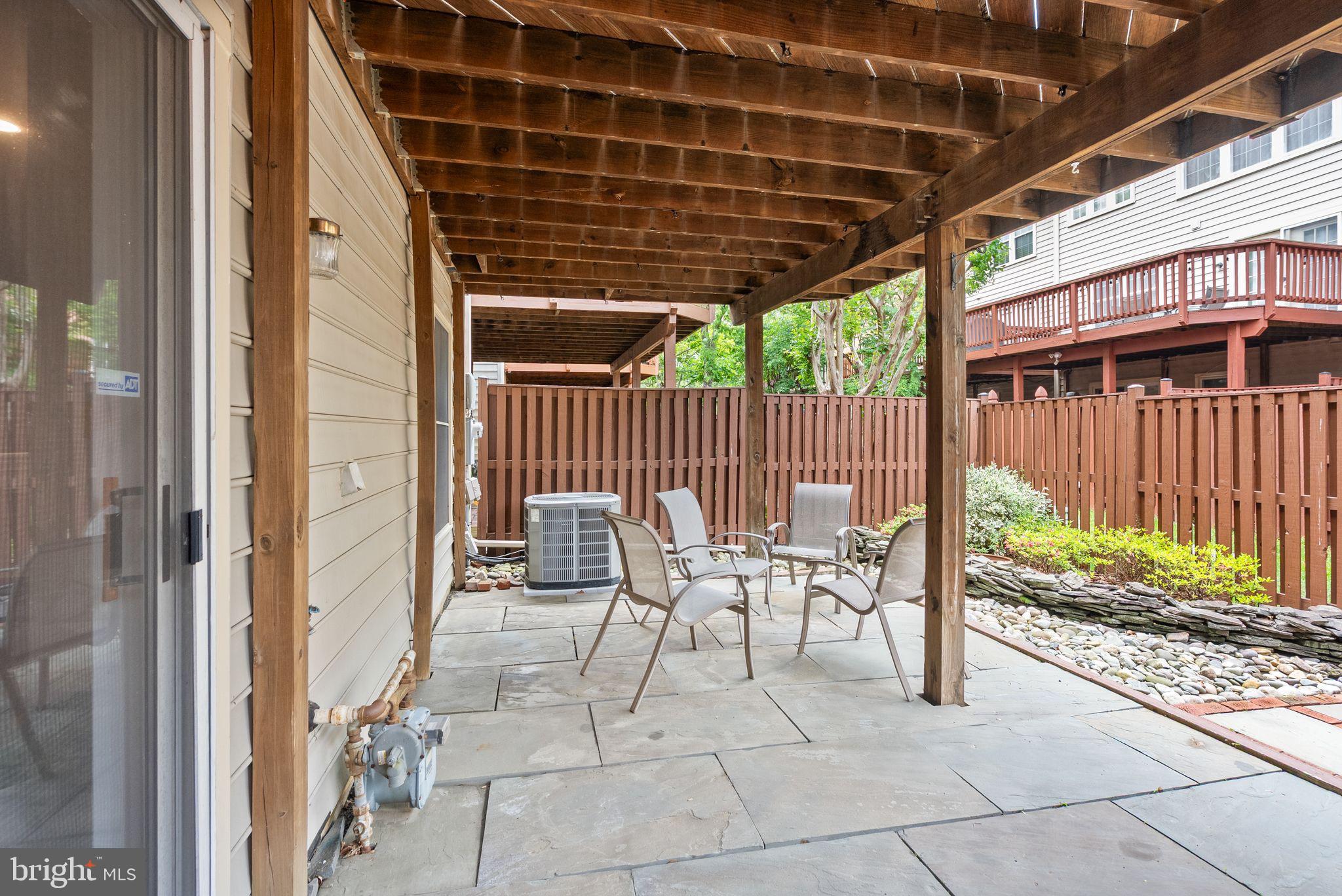 POTTERS GLEN - Residential