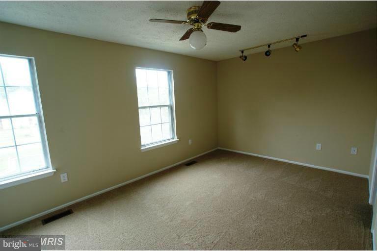 KETTERING BY THE PARK II - Residential Lease