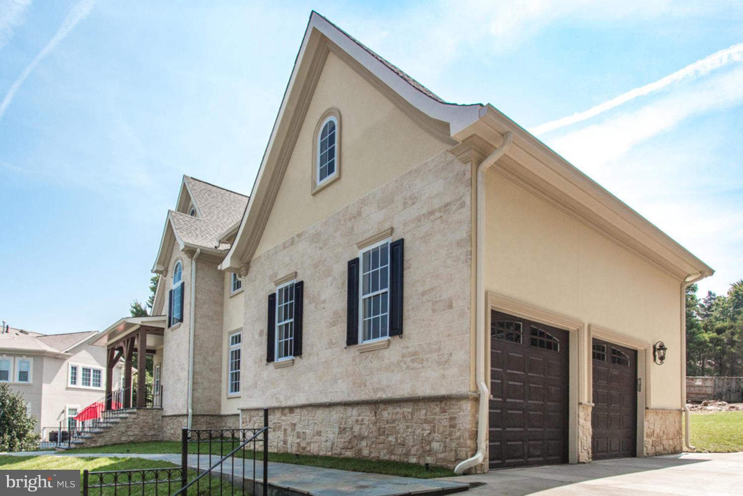 BRYN MAWR - Residential