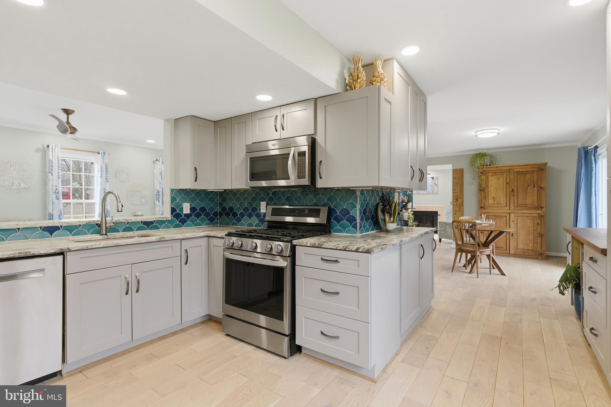 STRATTON WOODS - Residential