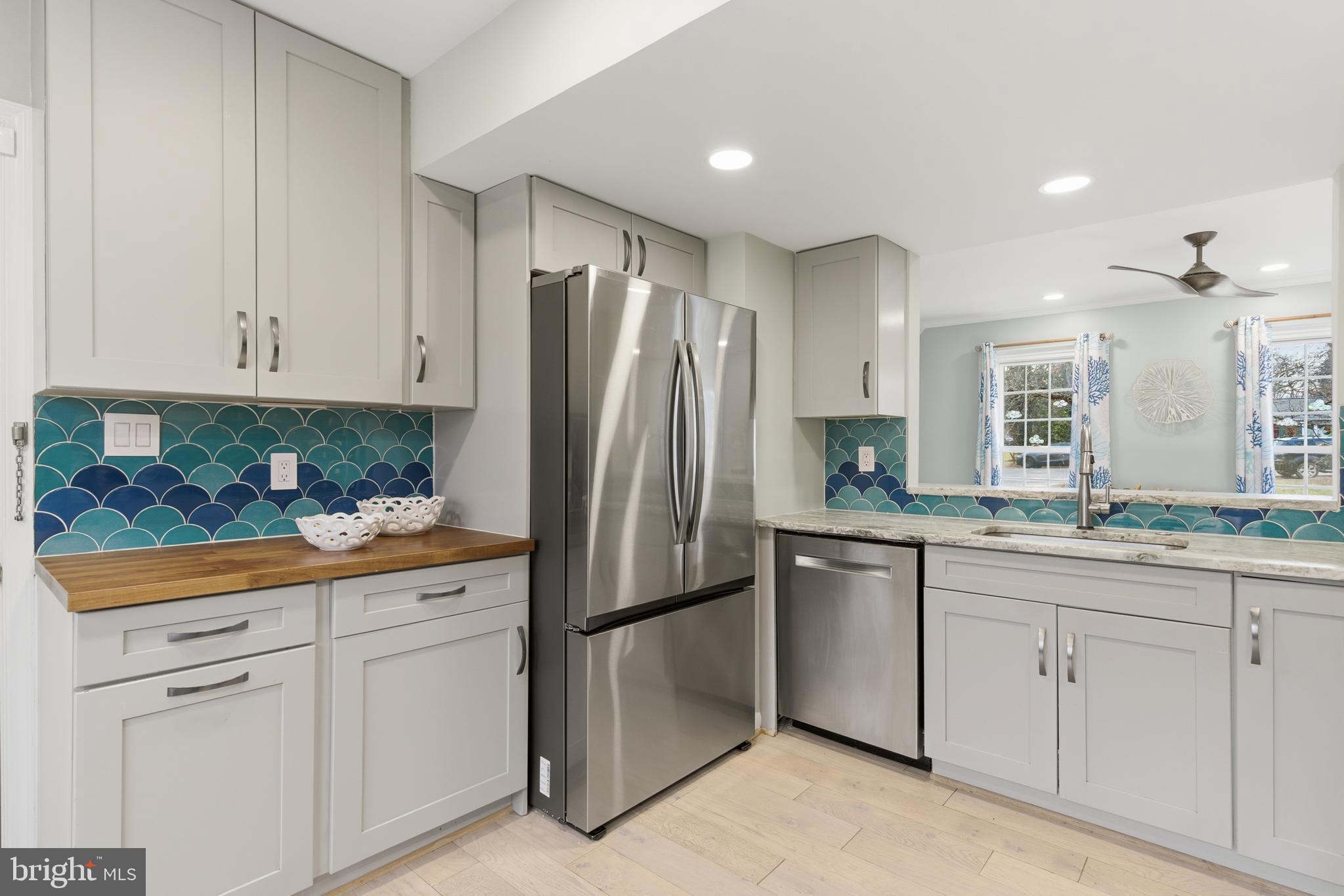 STRATTON WOODS - Residential