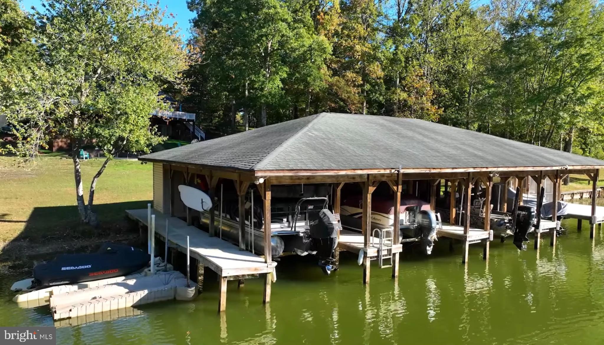 WYNDEMERE - Residential