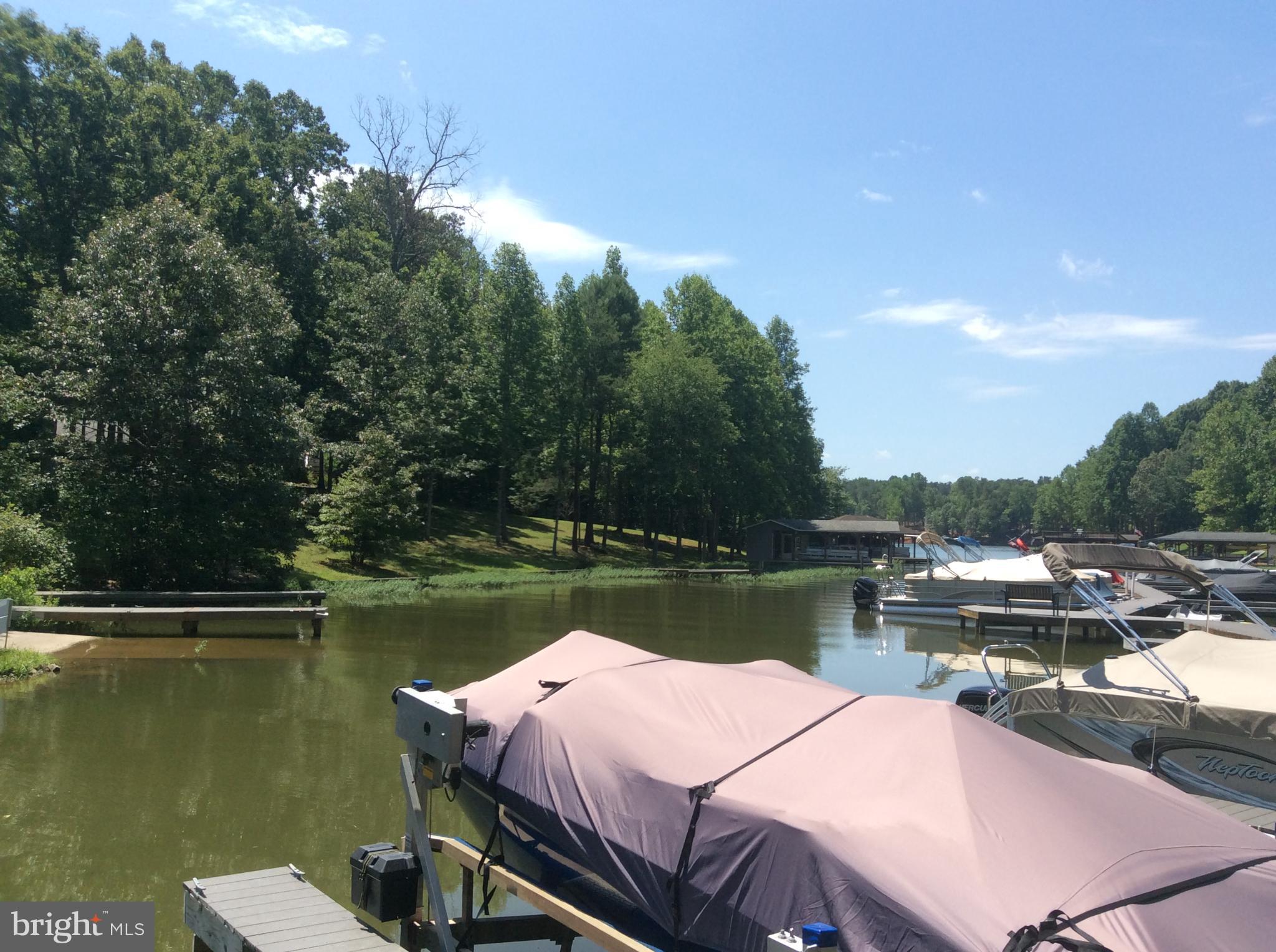 WYNDEMERE - Residential