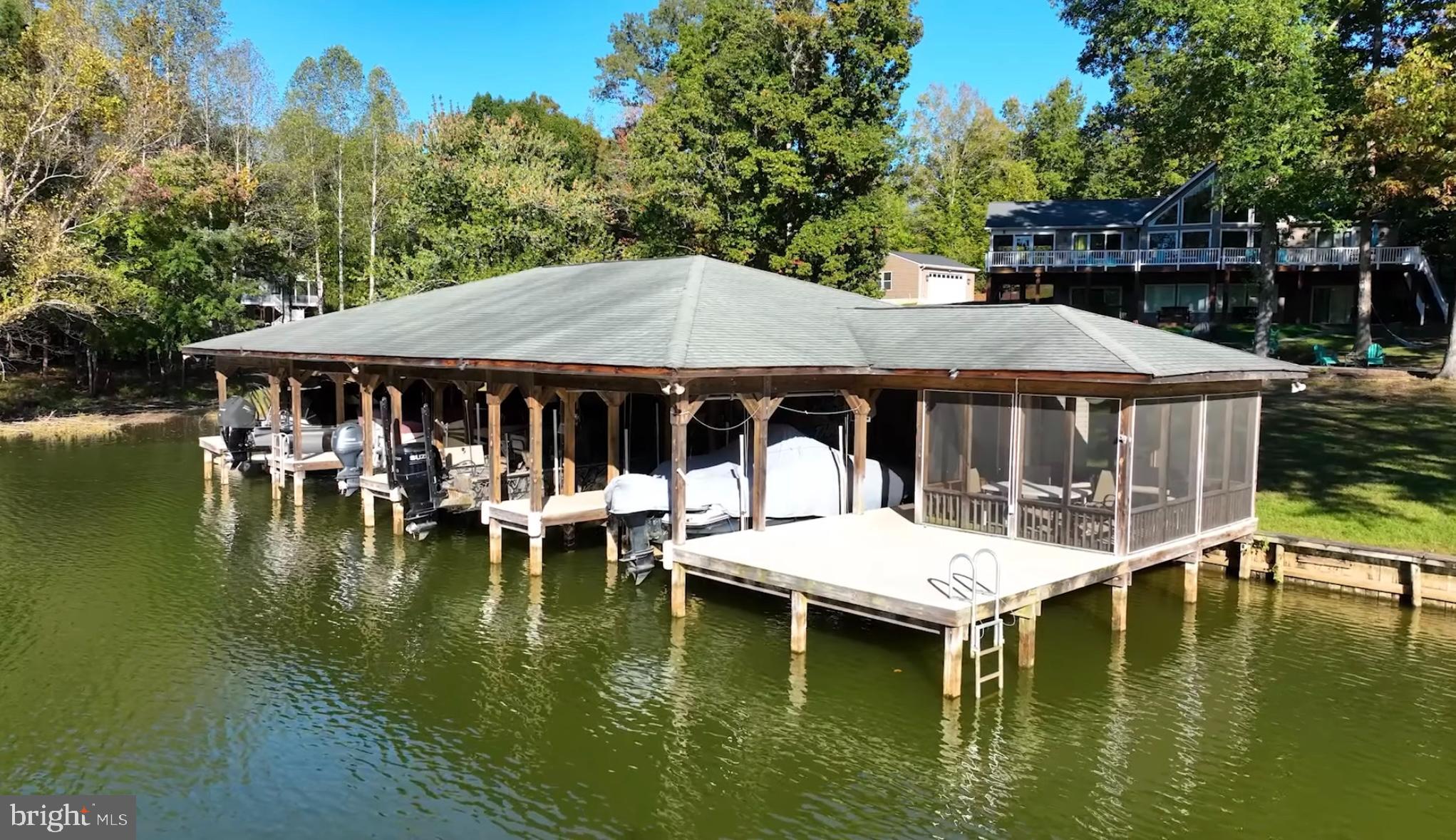 WYNDEMERE - Residential