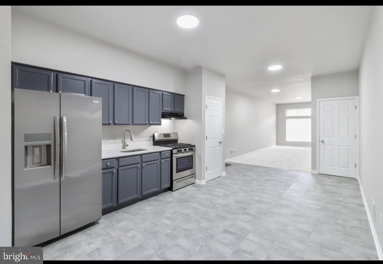 MONUMENT STREET BUSINESS DISTRICT - Residential Lease