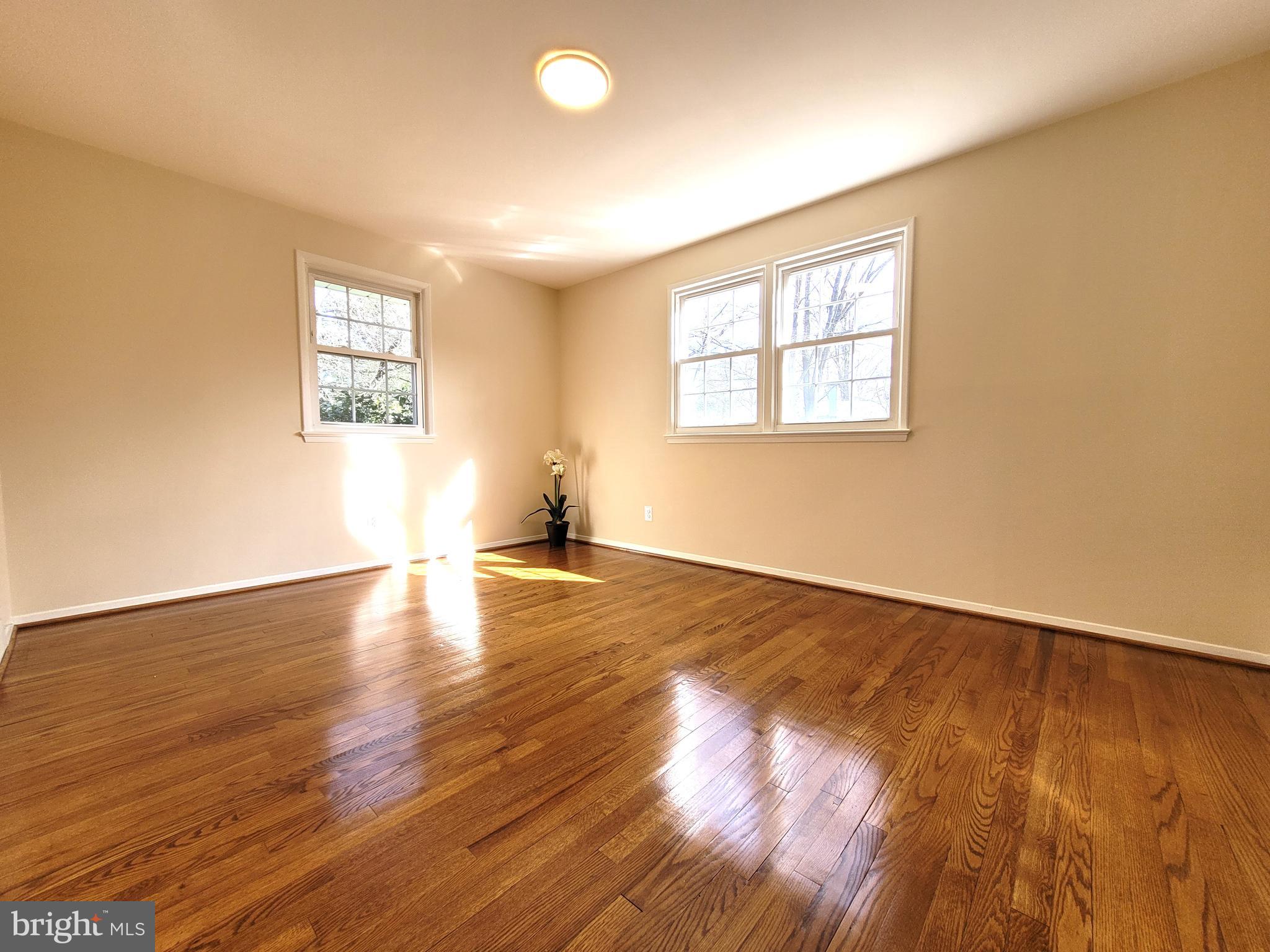 NORTH SPRINGFIELD - Residential