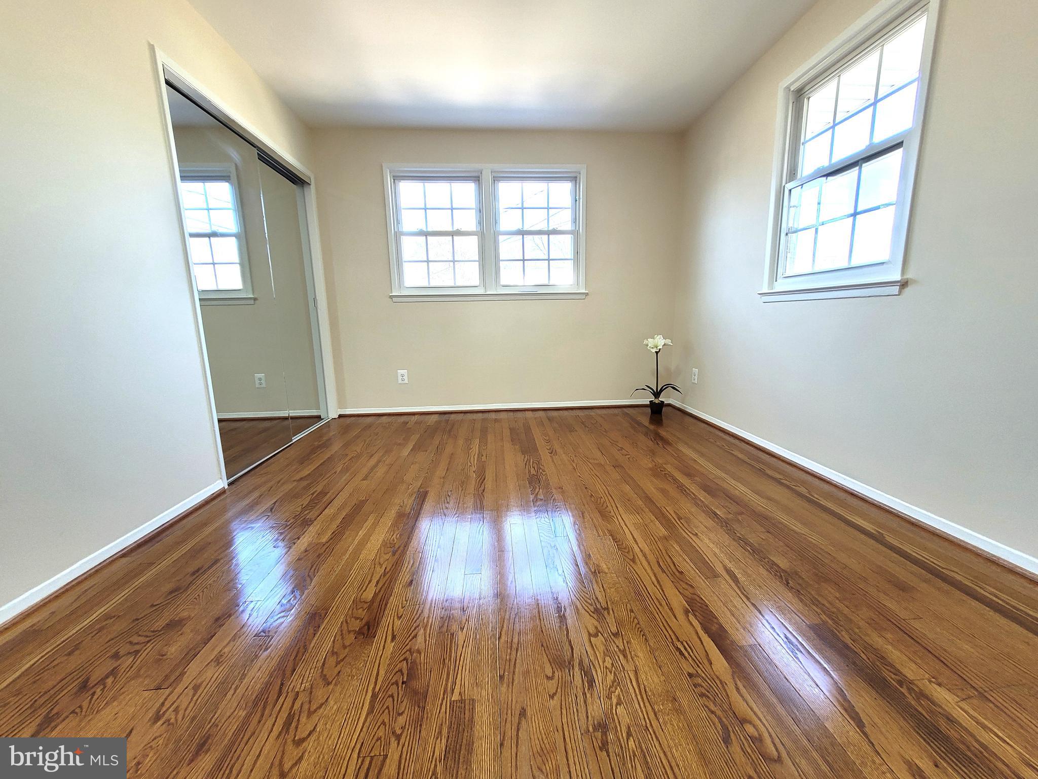 NORTH SPRINGFIELD - Residential