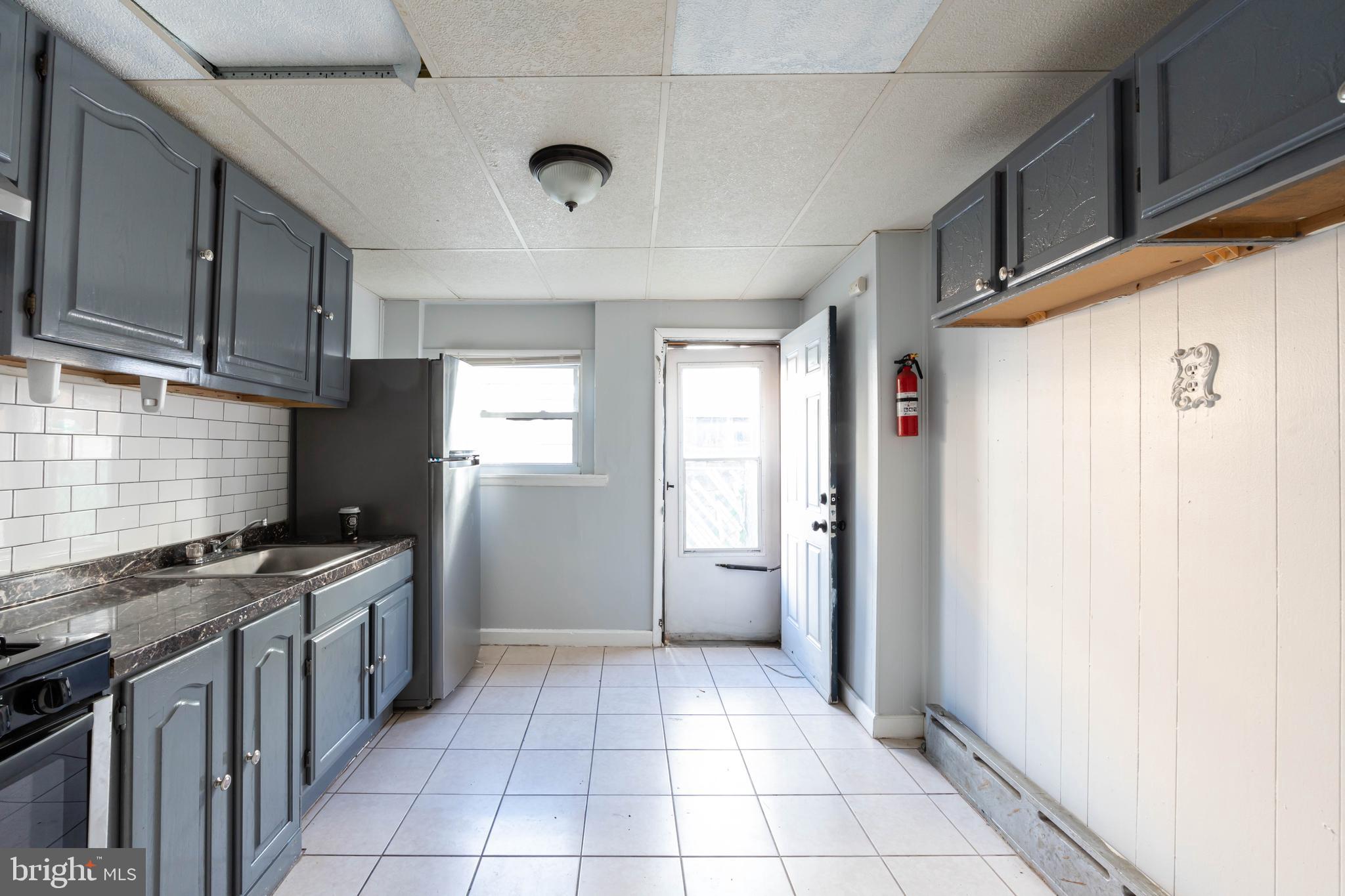 LOWER MOYAMENSING - Residential