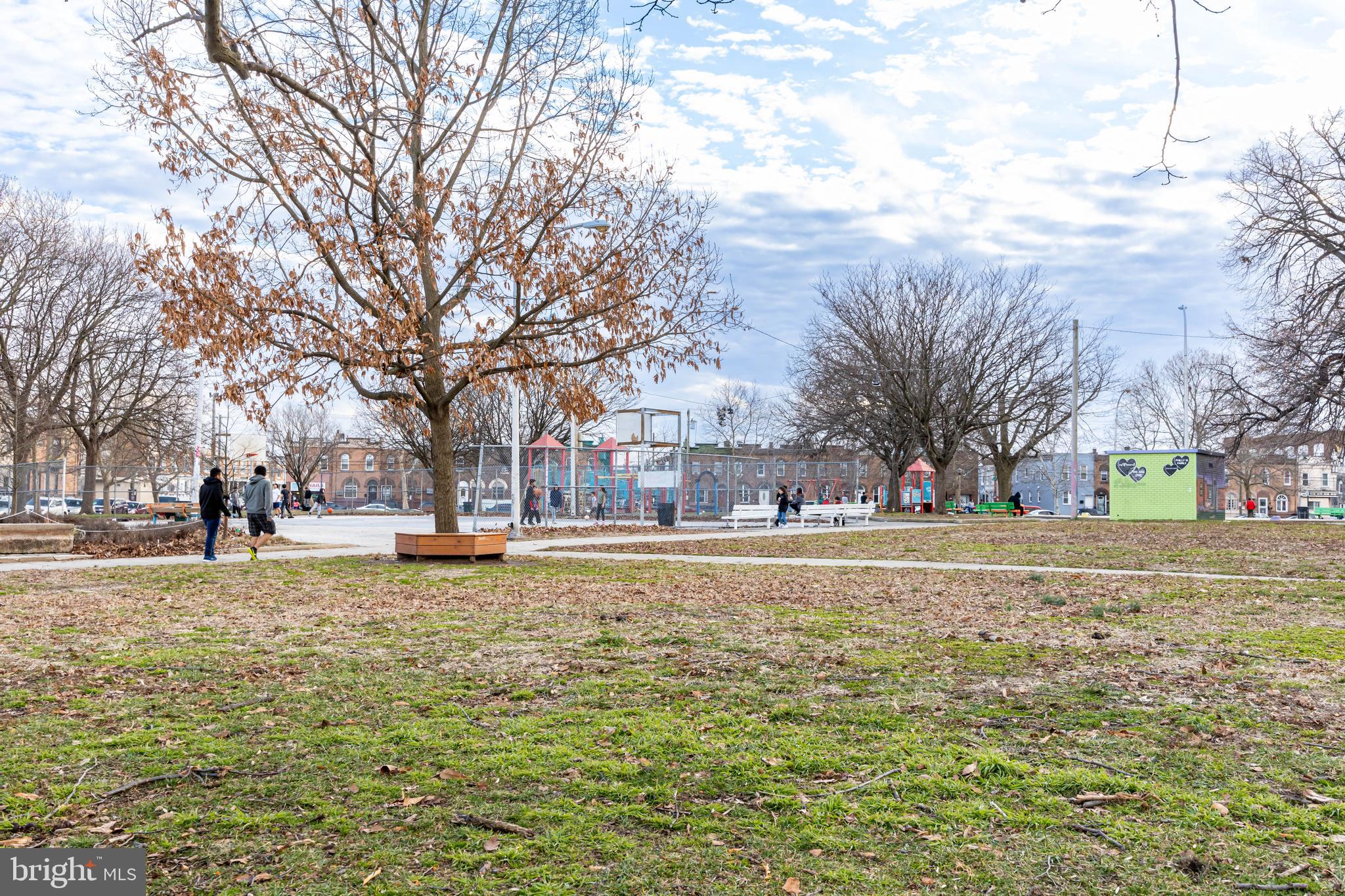 LOWER MOYAMENSING - Residential