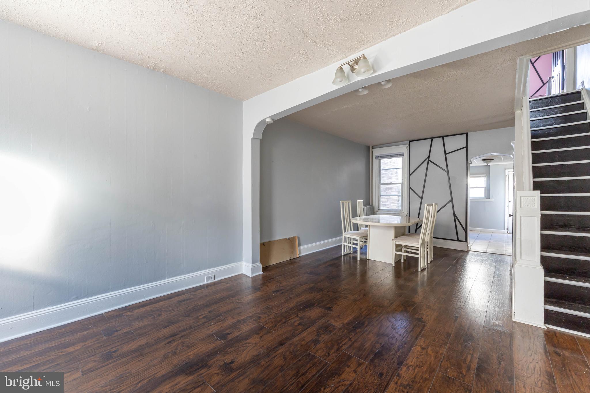 LOWER MOYAMENSING - Residential