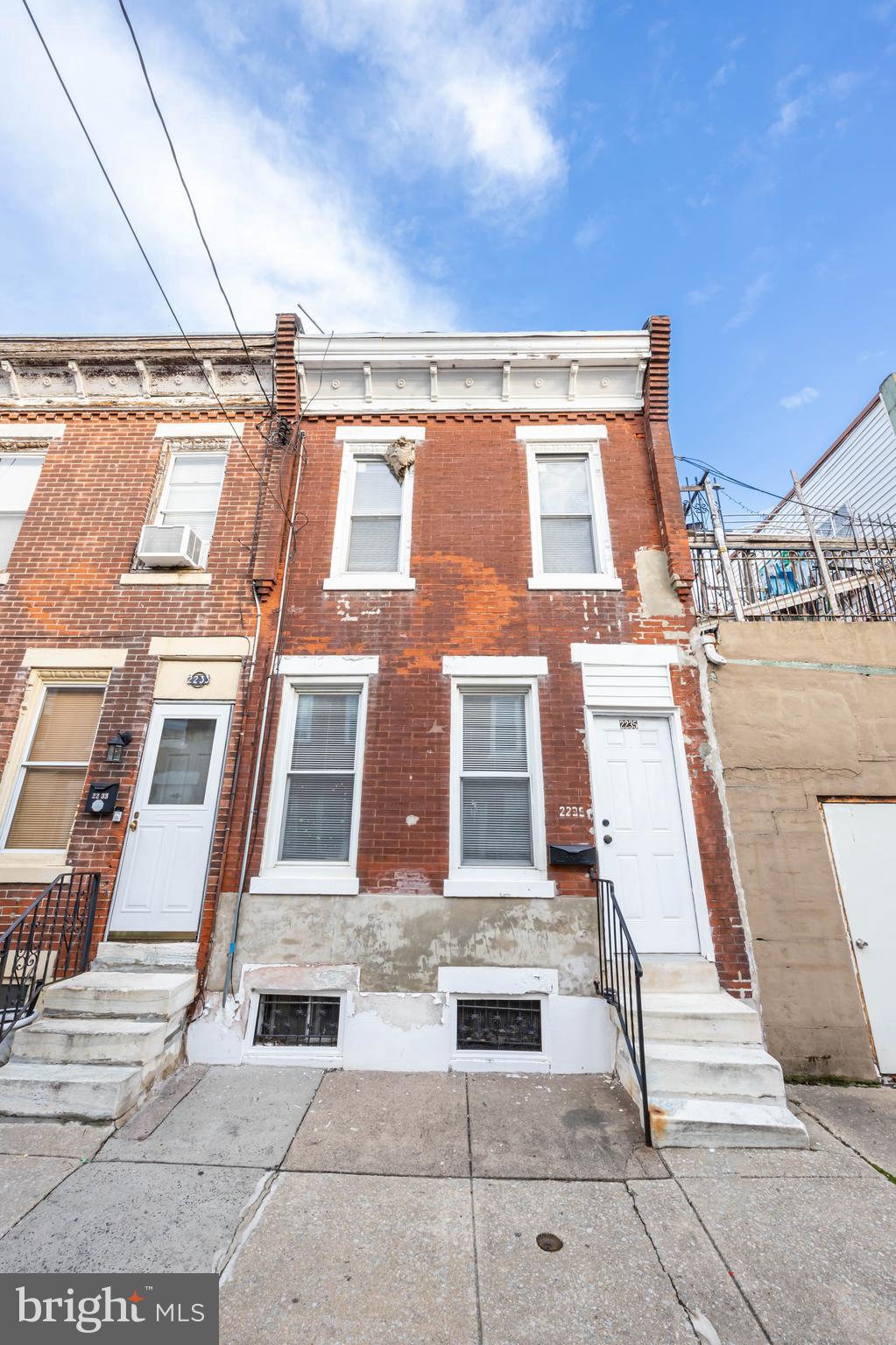 LOWER MOYAMENSING - Residential