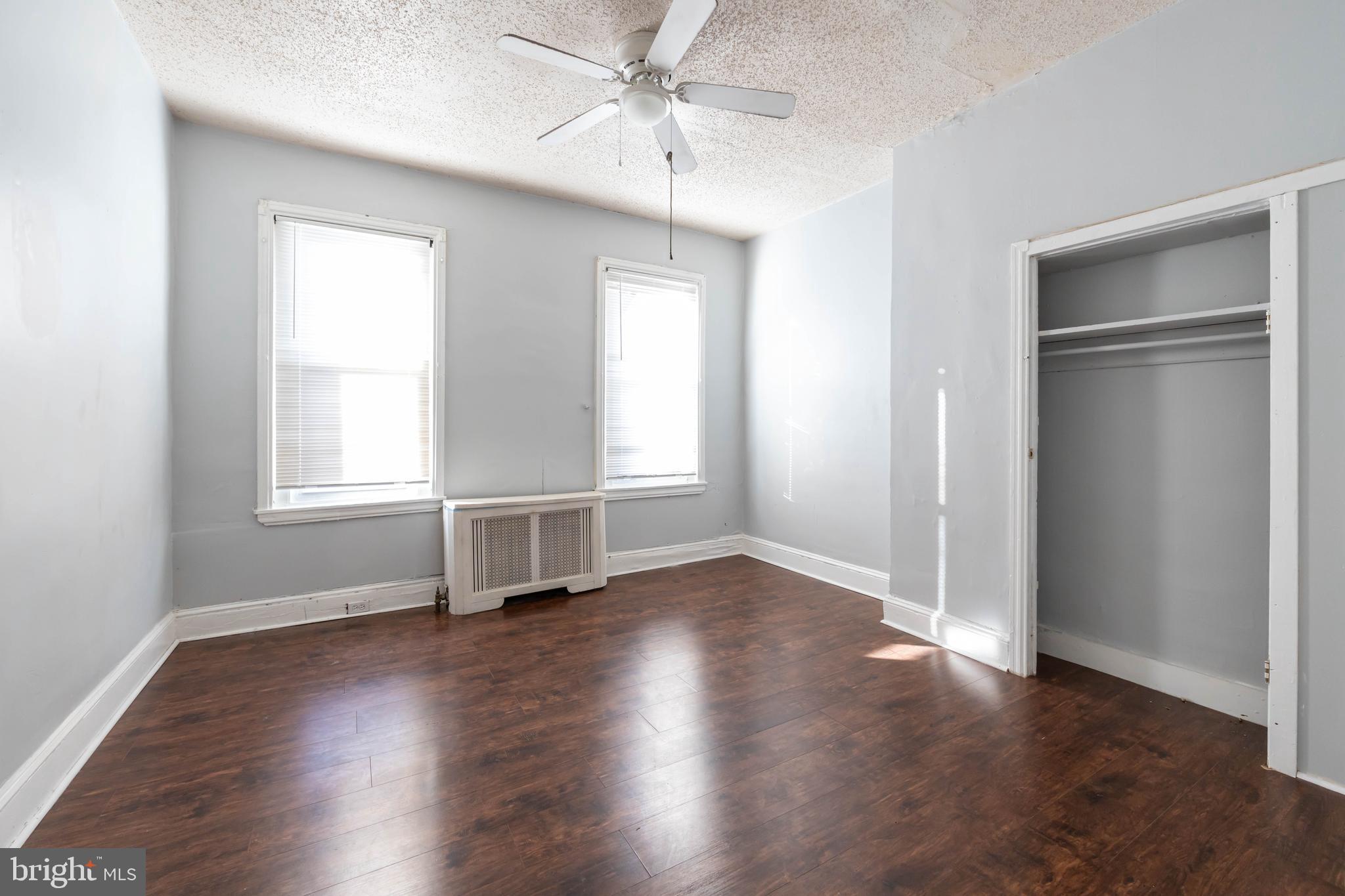 LOWER MOYAMENSING - Residential