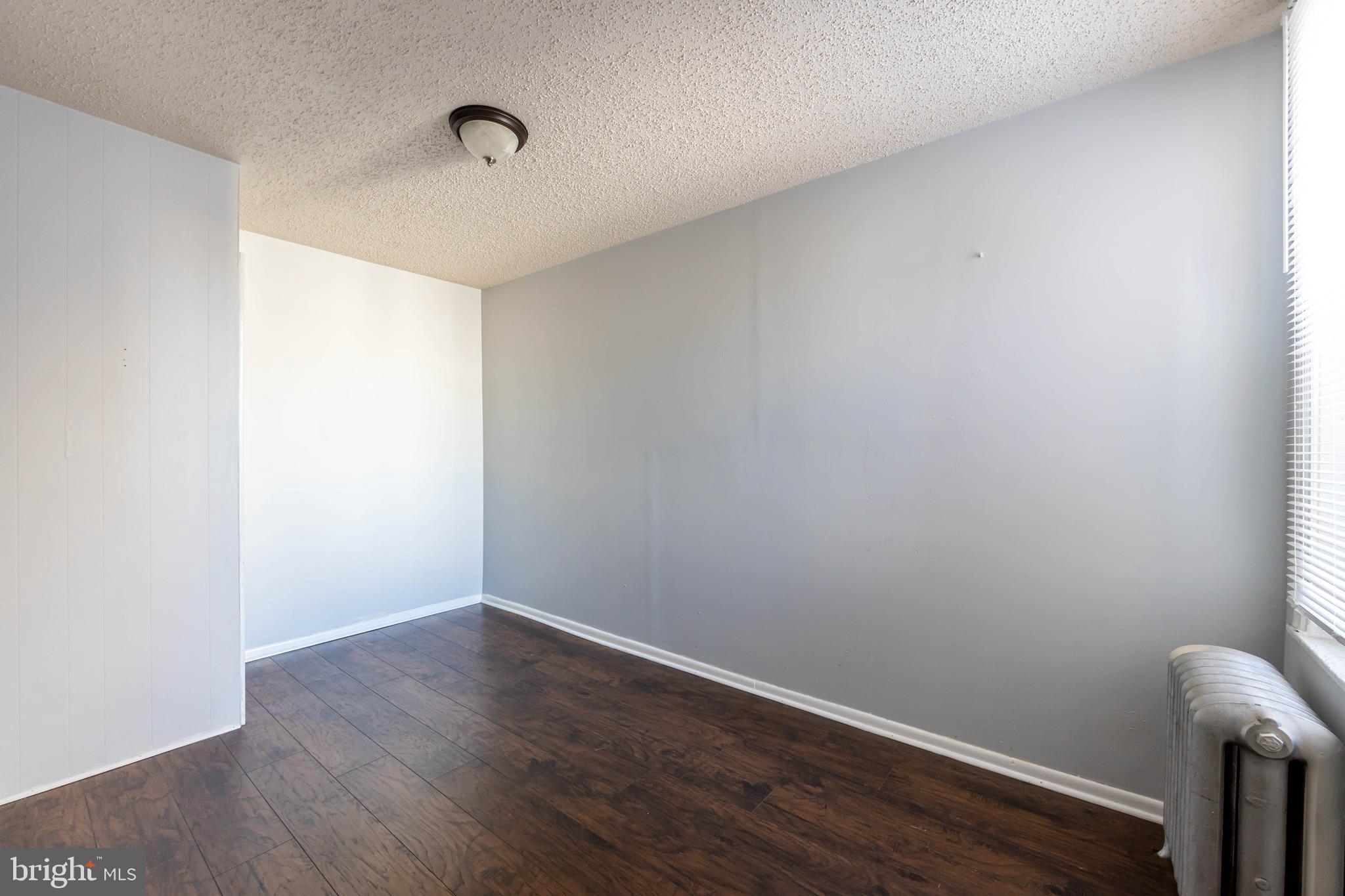 LOWER MOYAMENSING - Residential