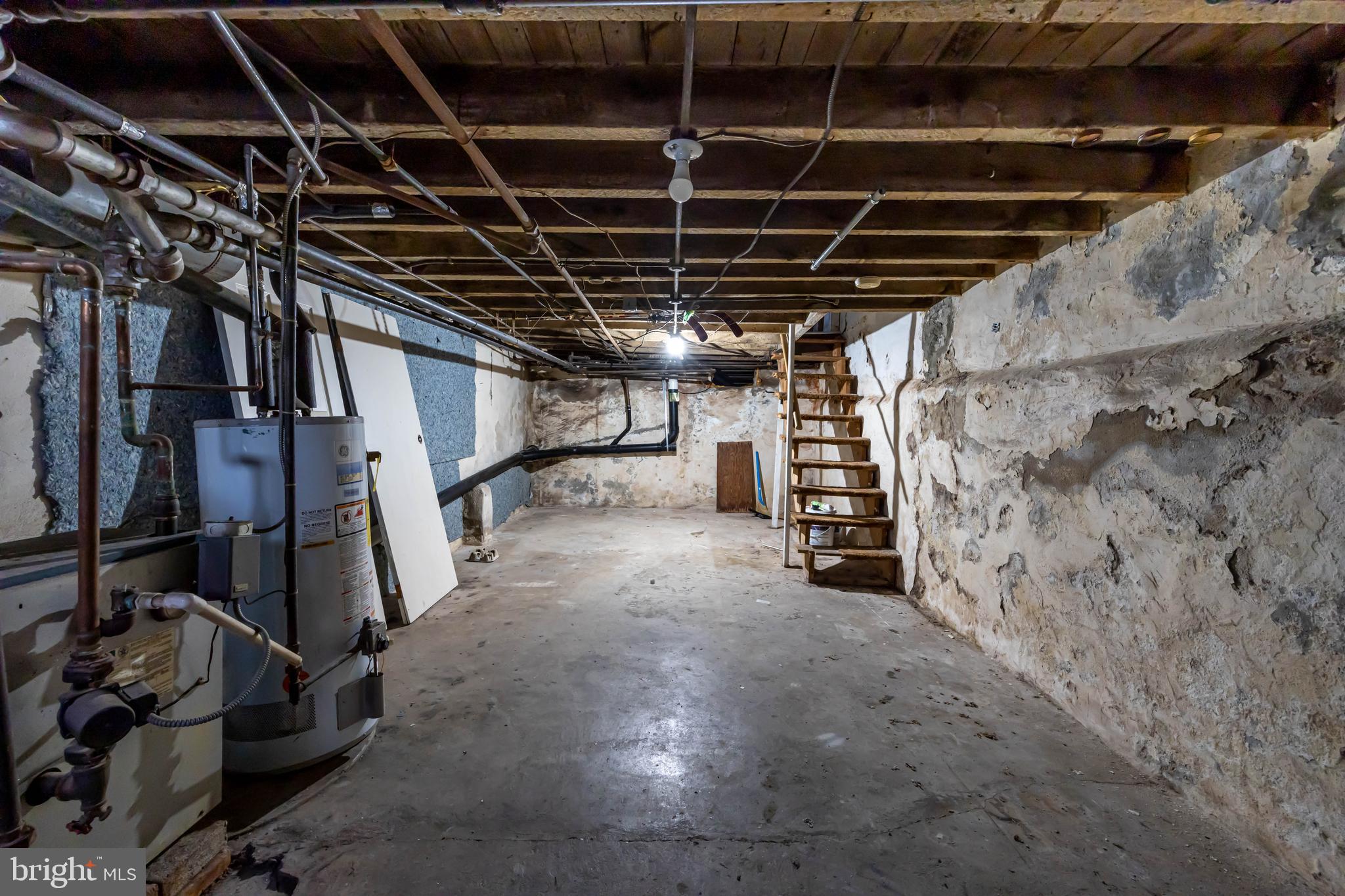 LOWER MOYAMENSING - Residential