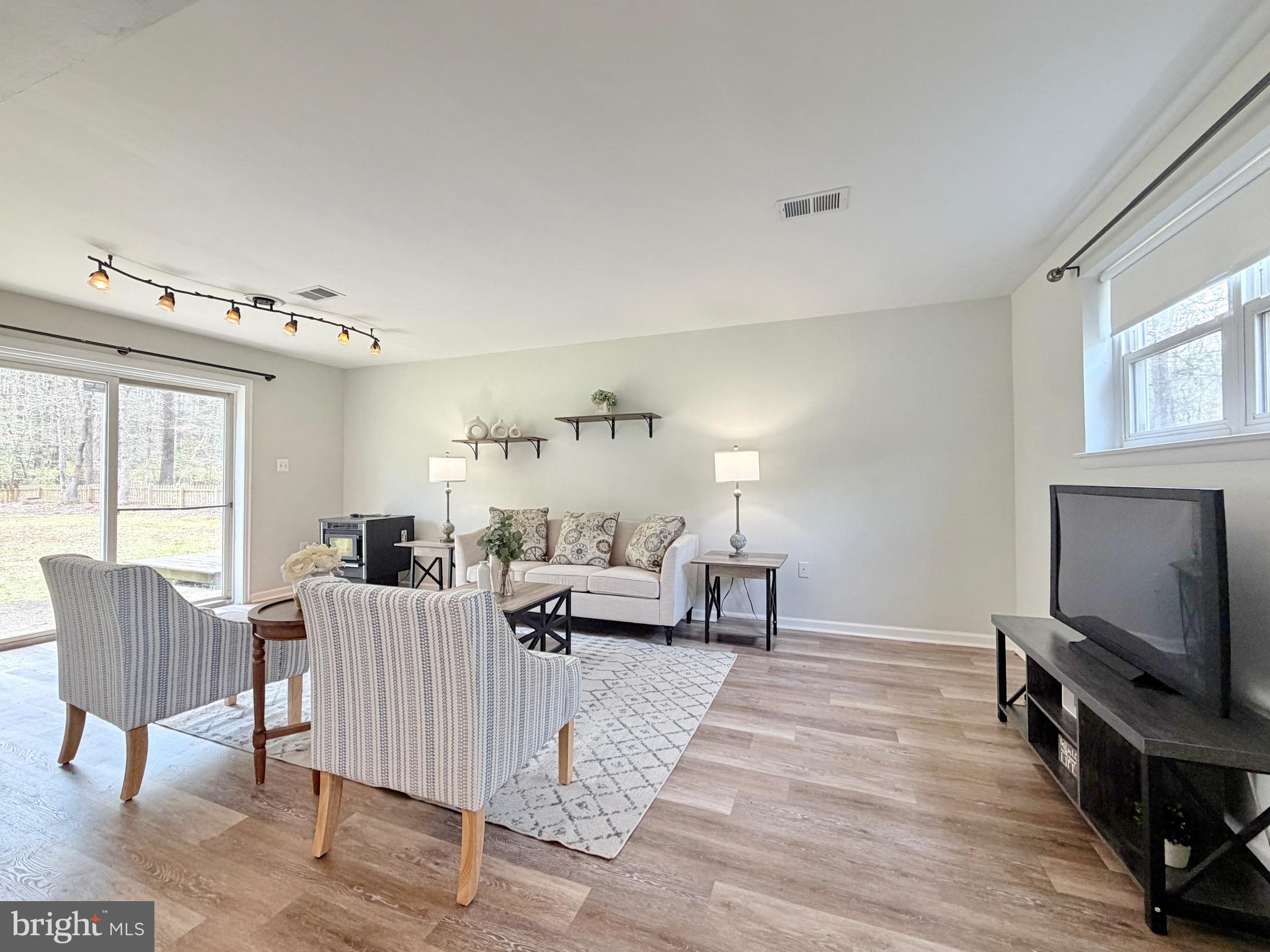 MATTHEWS - Residential