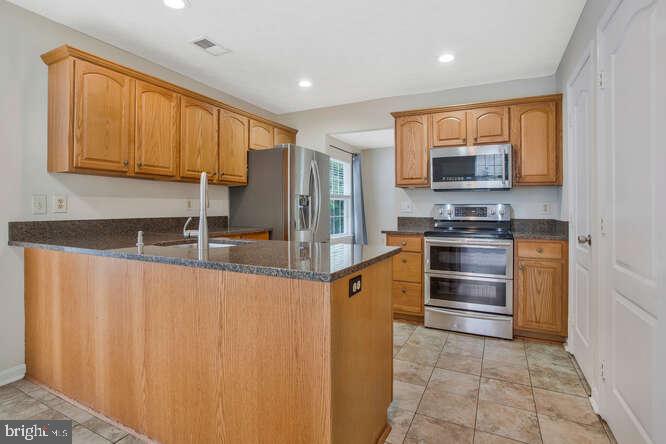 RICHFIELD STATION VILLAGE - Residential