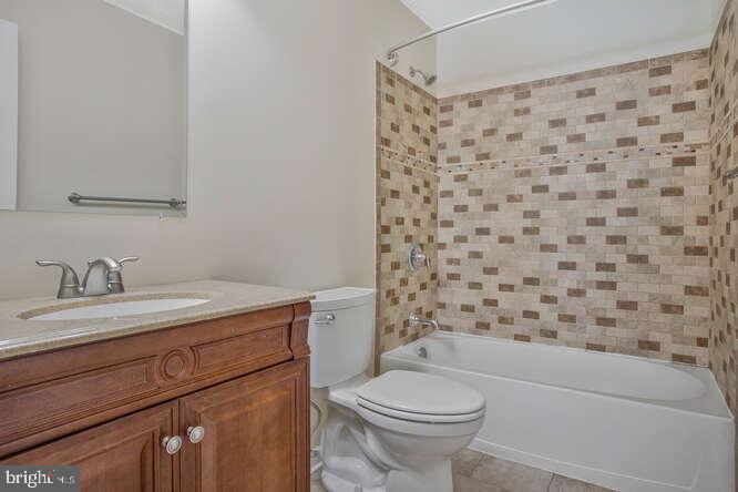 RICHFIELD STATION VILLAGE - Residential