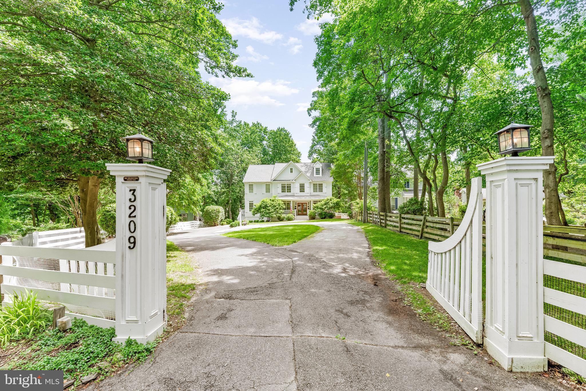 BAY HIGHLANDS - Residential