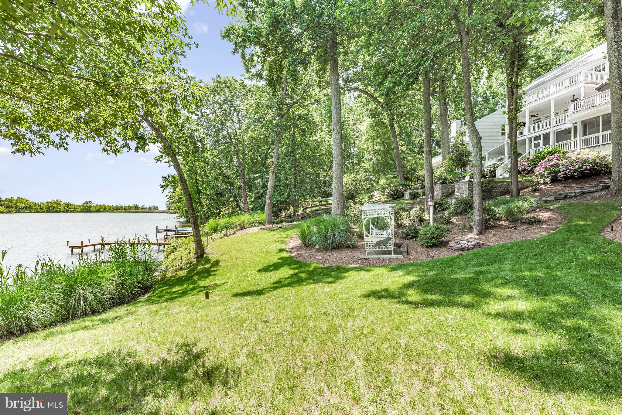 BAY HIGHLANDS - Residential