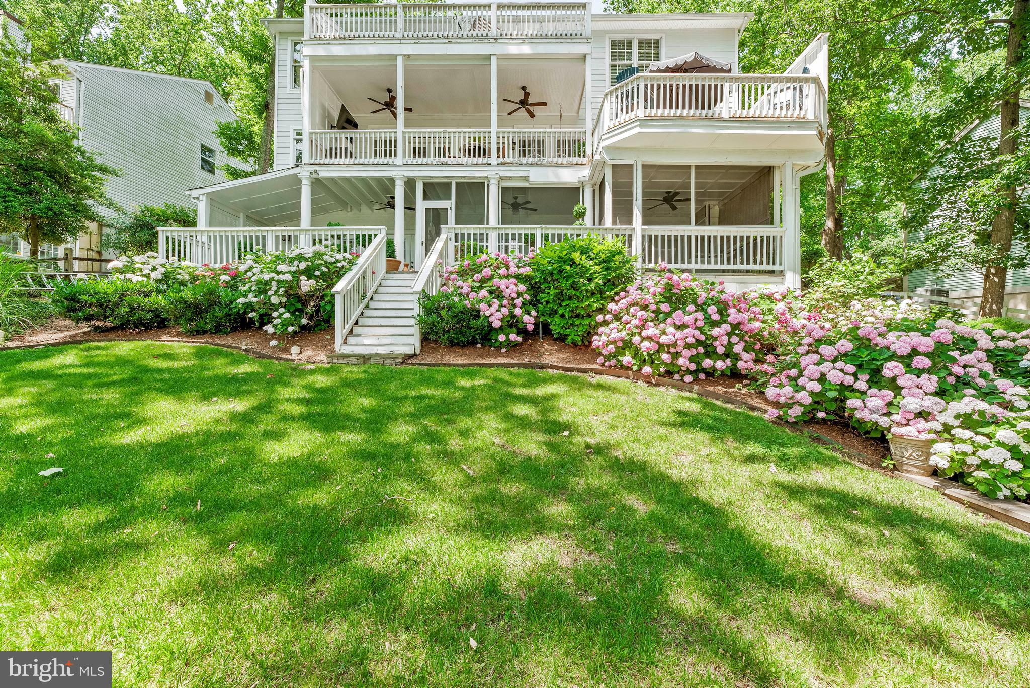 BAY HIGHLANDS - Residential