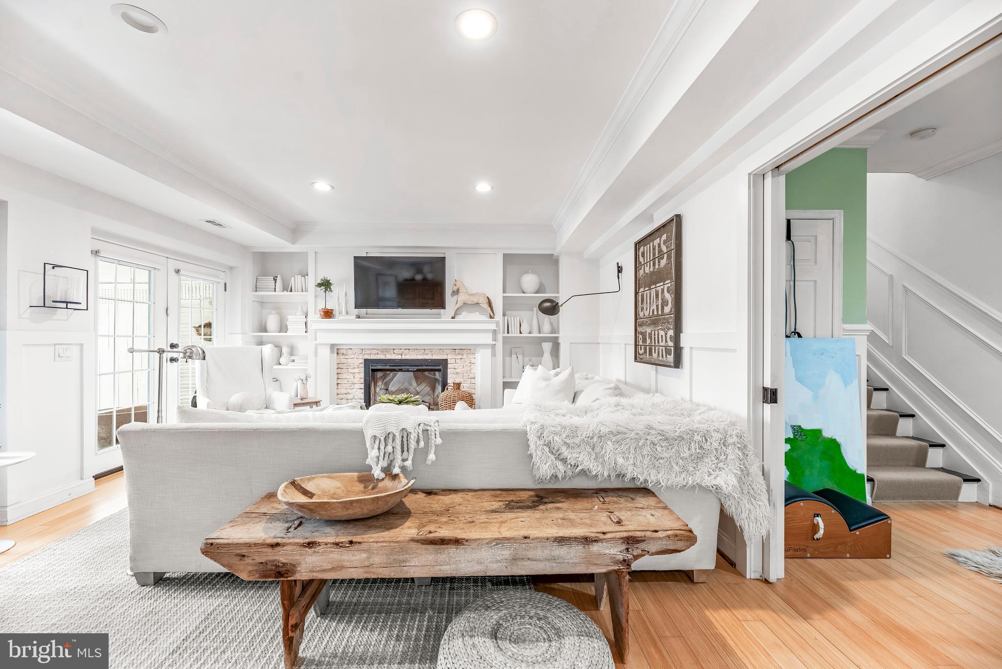 BAY HIGHLANDS - Residential