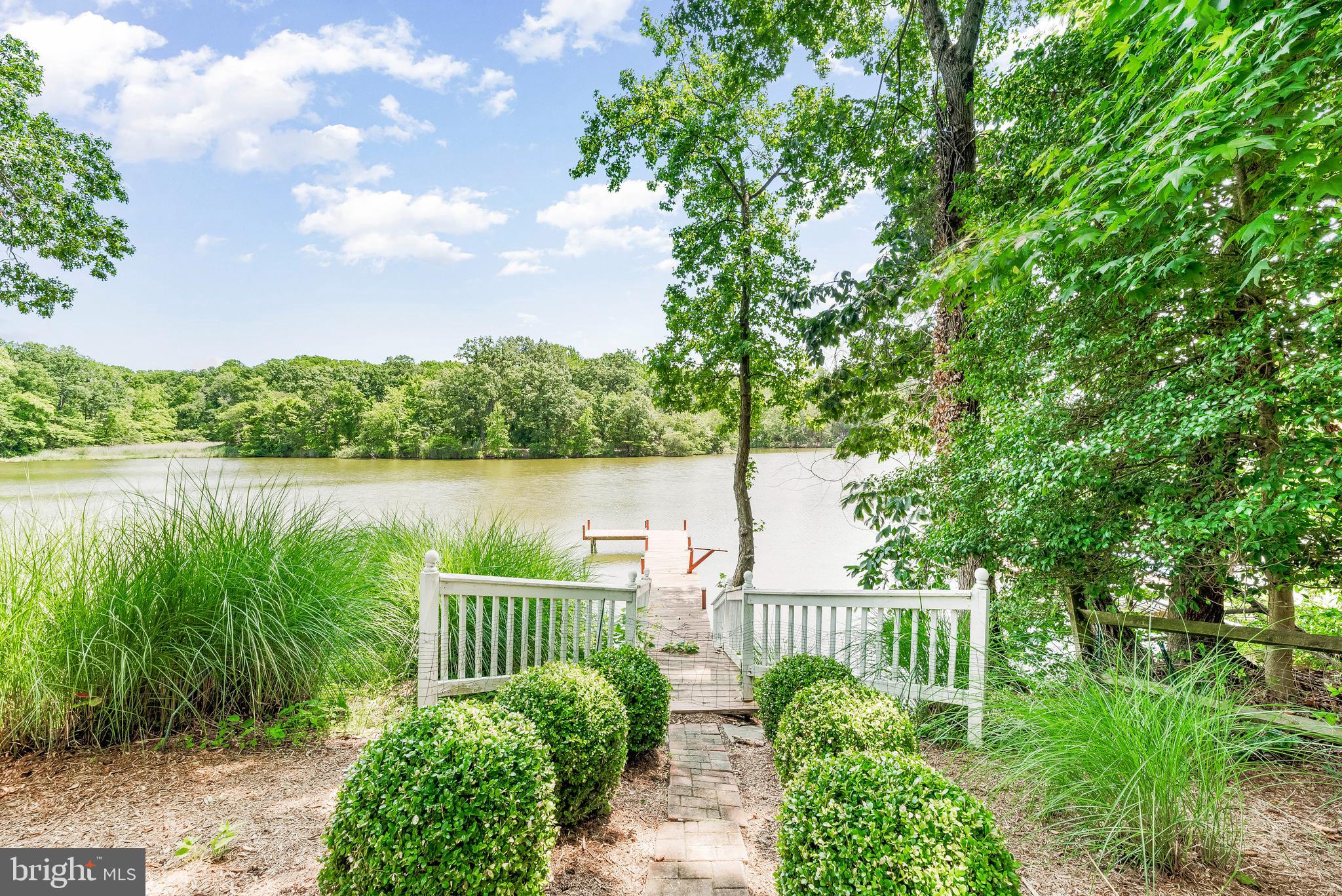 BAY HIGHLANDS - Residential