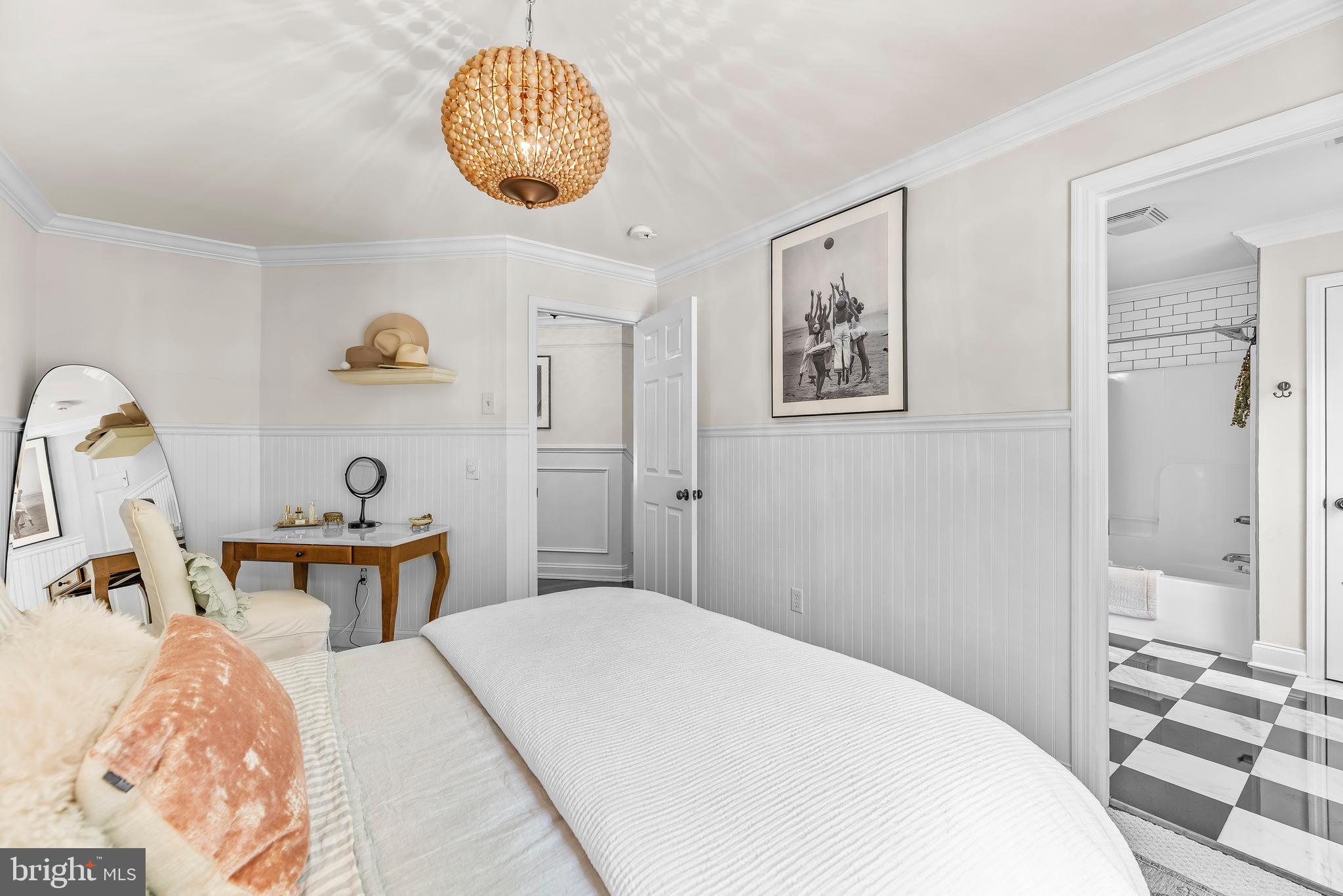 BAY HIGHLANDS - Residential