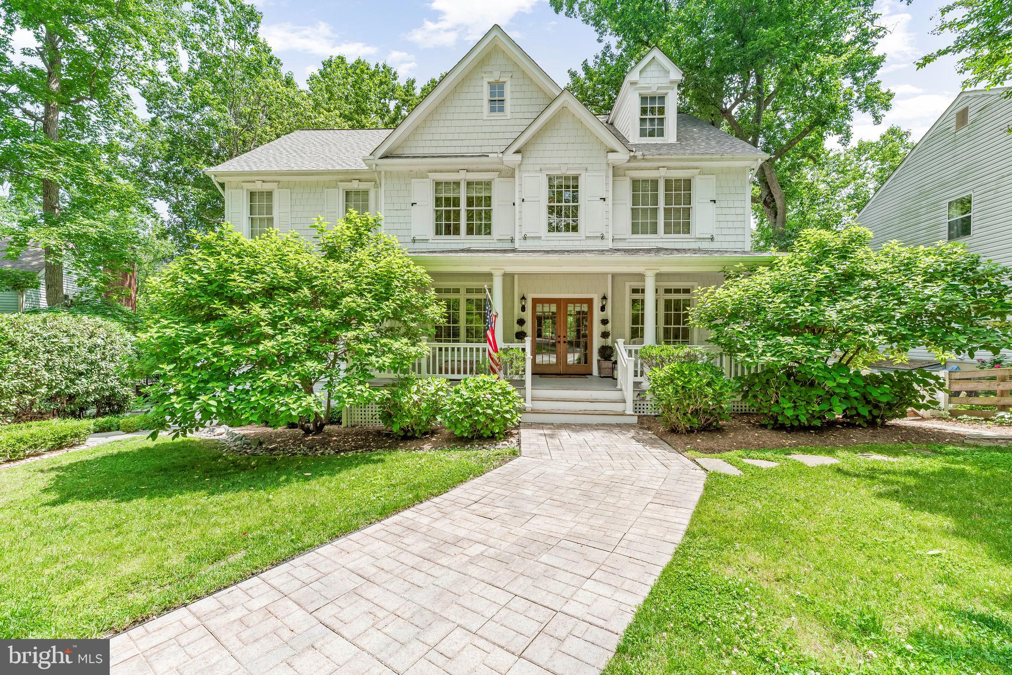 BAY HIGHLANDS - Residential