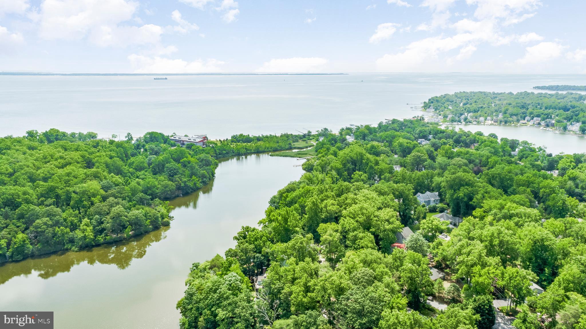 BAY HIGHLANDS - Residential