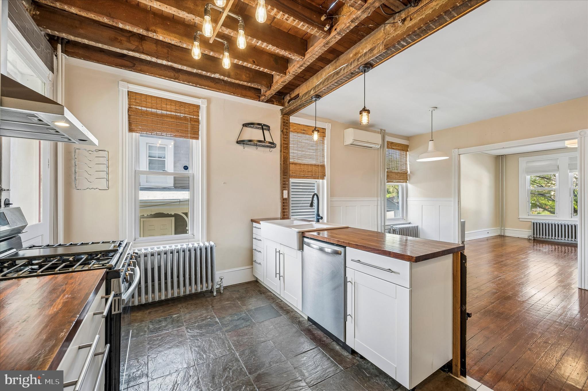 MANAYUNK - Residential