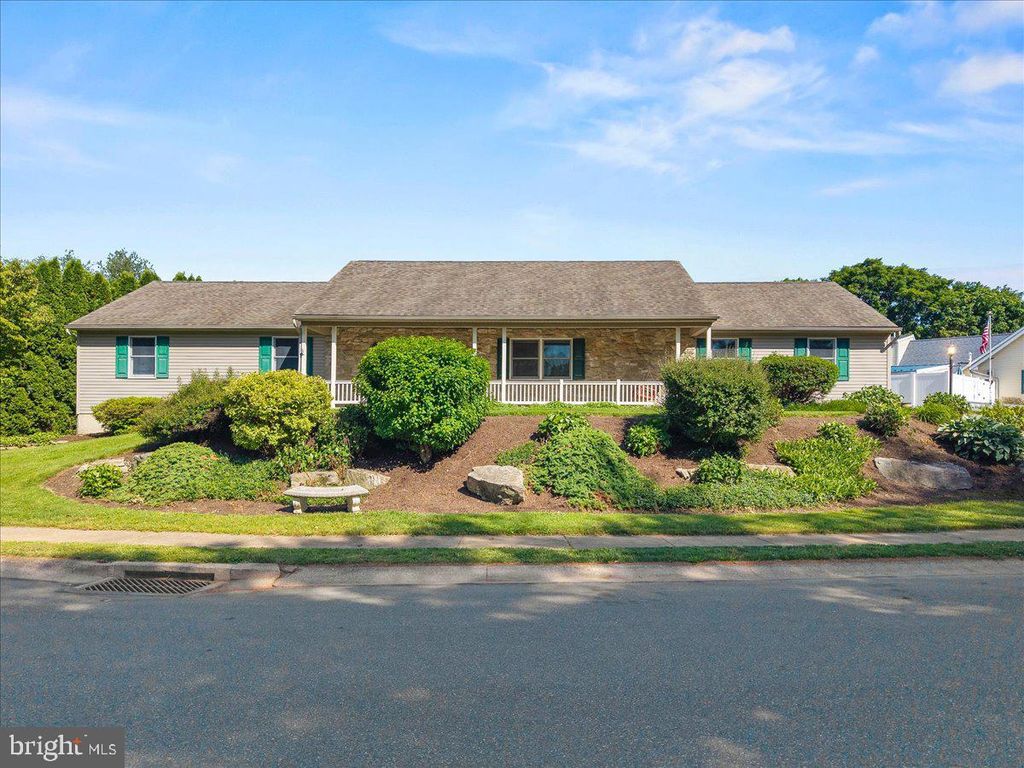 Photo of 1248 Hereford Drive, COLUMBIA, PA 17512 (MLS # PALA2089628)