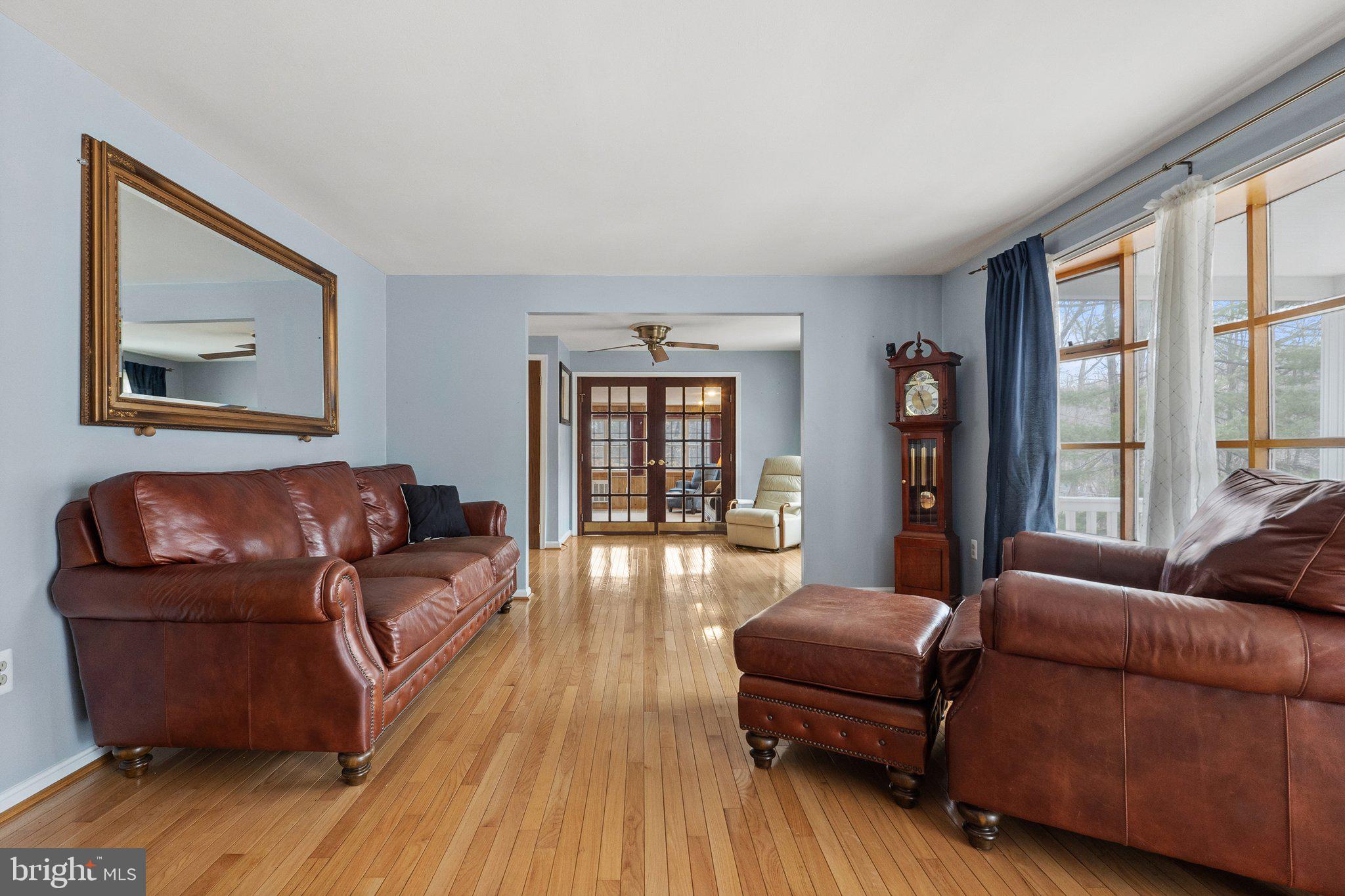 WIDE RIVER FARM - Residential