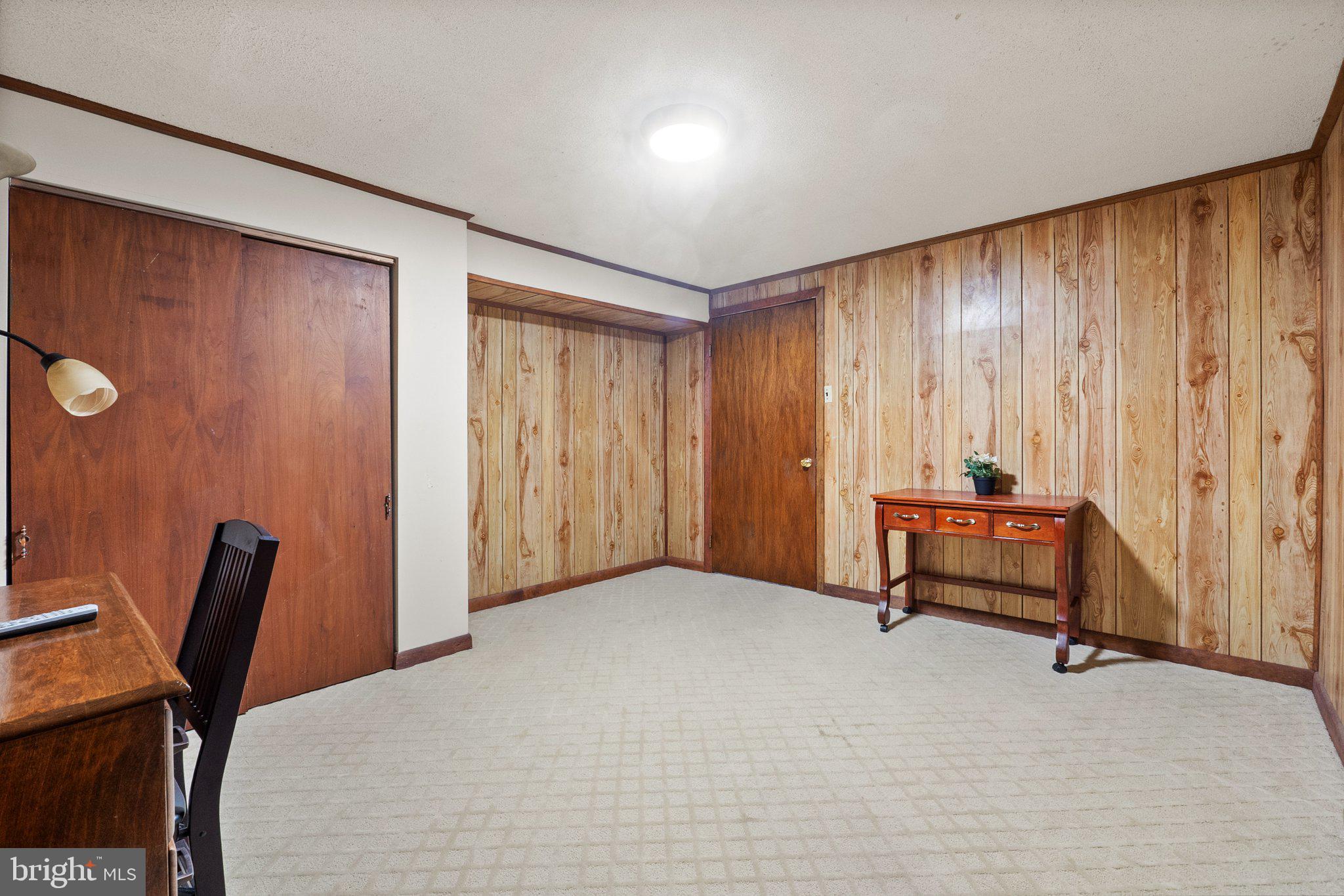 WIDE RIVER FARM - Residential